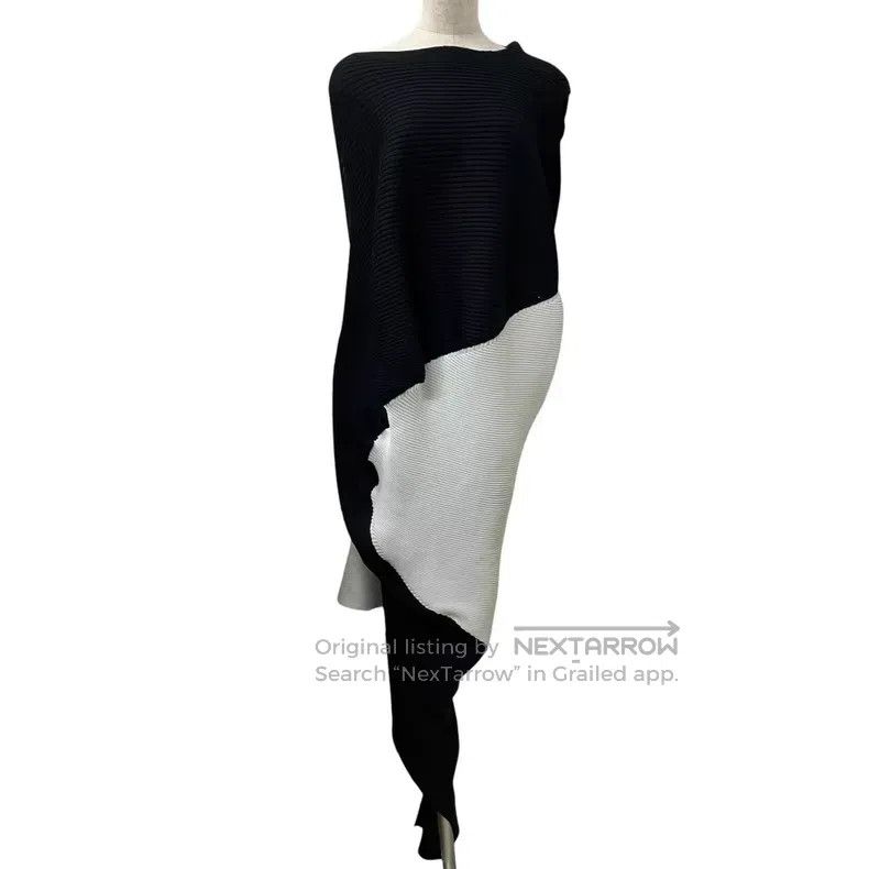 Issey Miyake Issey Miyake Black and White Color-blocked Dress Size M / US 6-8 / IT 42-44 - 1 Thumbnail