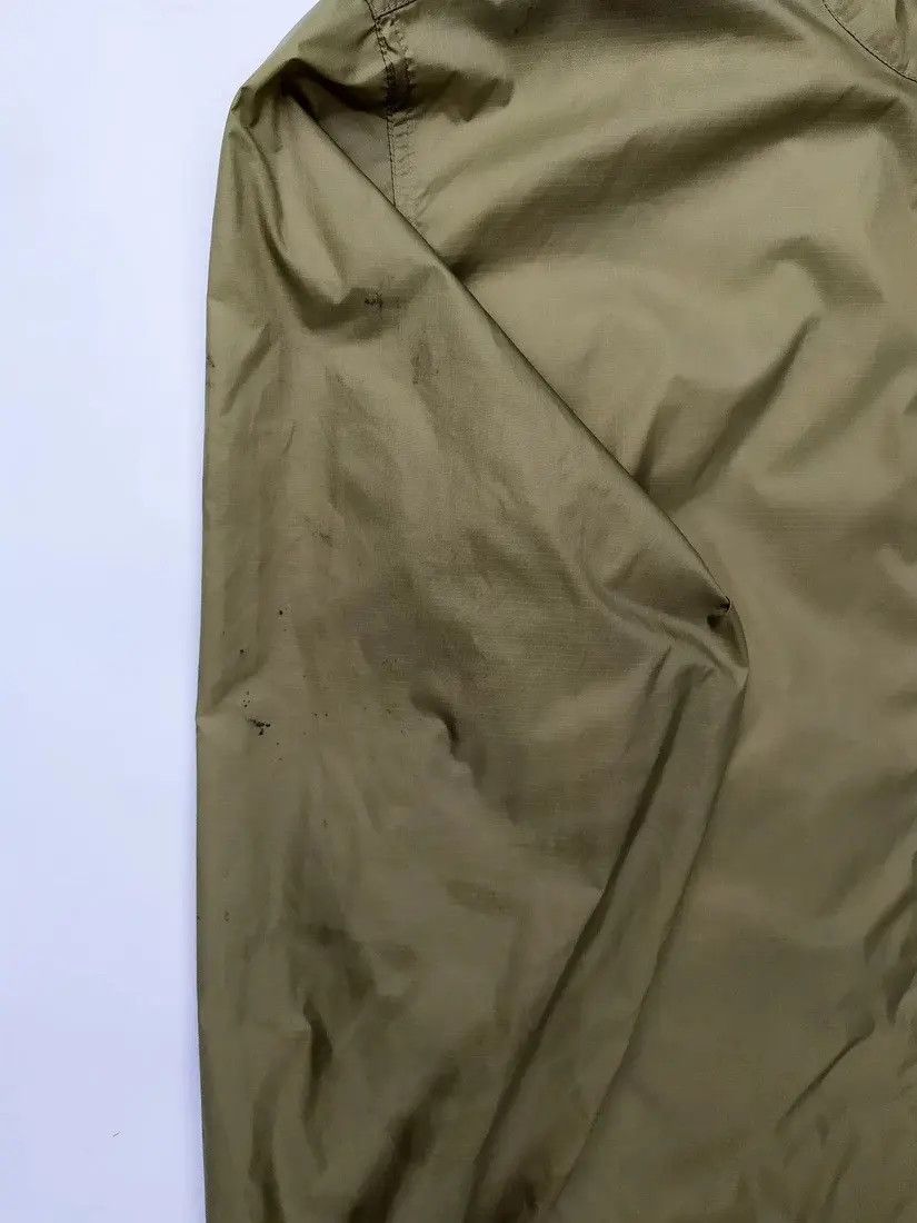 Tommy Hilfiger × Vintage Tommy Hilfiger Khaki Nylon Logo Jacket Windbreaker Size US XL / EU 56 / 4 - 8 Thumbnail