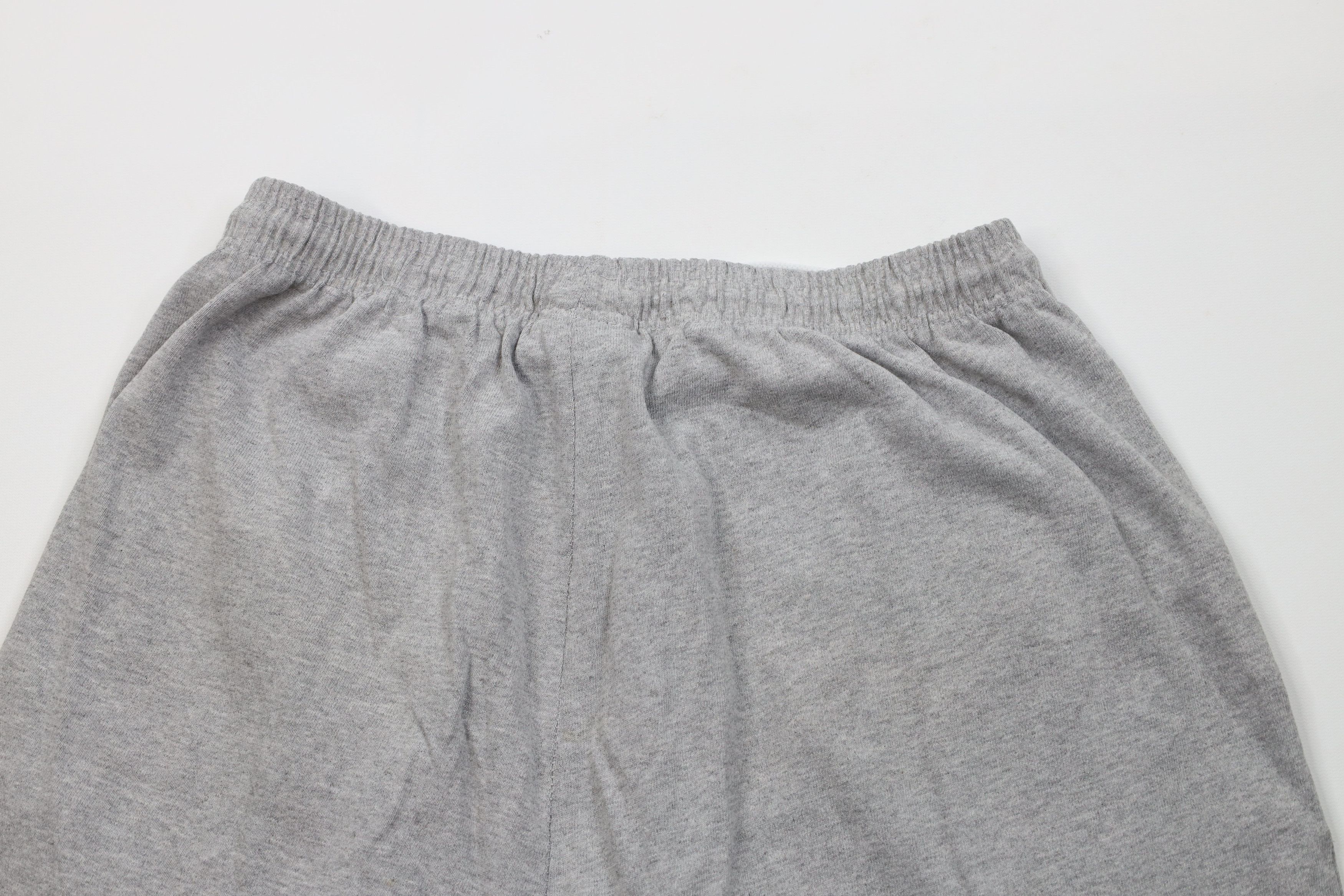 Vintage Vintage 90s NASCAR Kevin Harvick Racing Shorts Gray USA Size US 38 / EU 54 - 11 Thumbnail