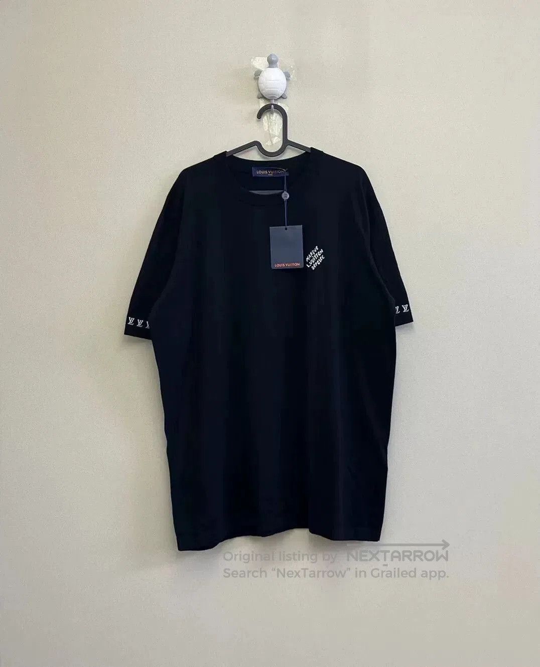 Louis Vuitton louis vuitton black embroidered logo knit tee. Size US XL / EU 56 / 4 - 1 Thumbnail