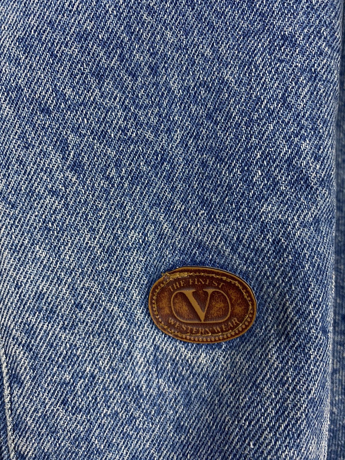 Valentino Rare Vintage Valentino Sherpa Denim Jacket Size US L / EU 52-54 / 3 - 11 Thumbnail