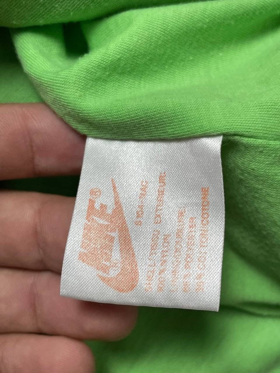 Nike × Vintage Nike Vintage 90’s Neylon Light Jacket Center Swoosh Y2K Size US M / EU 48-50 / 2 - 9 Thumbnail
