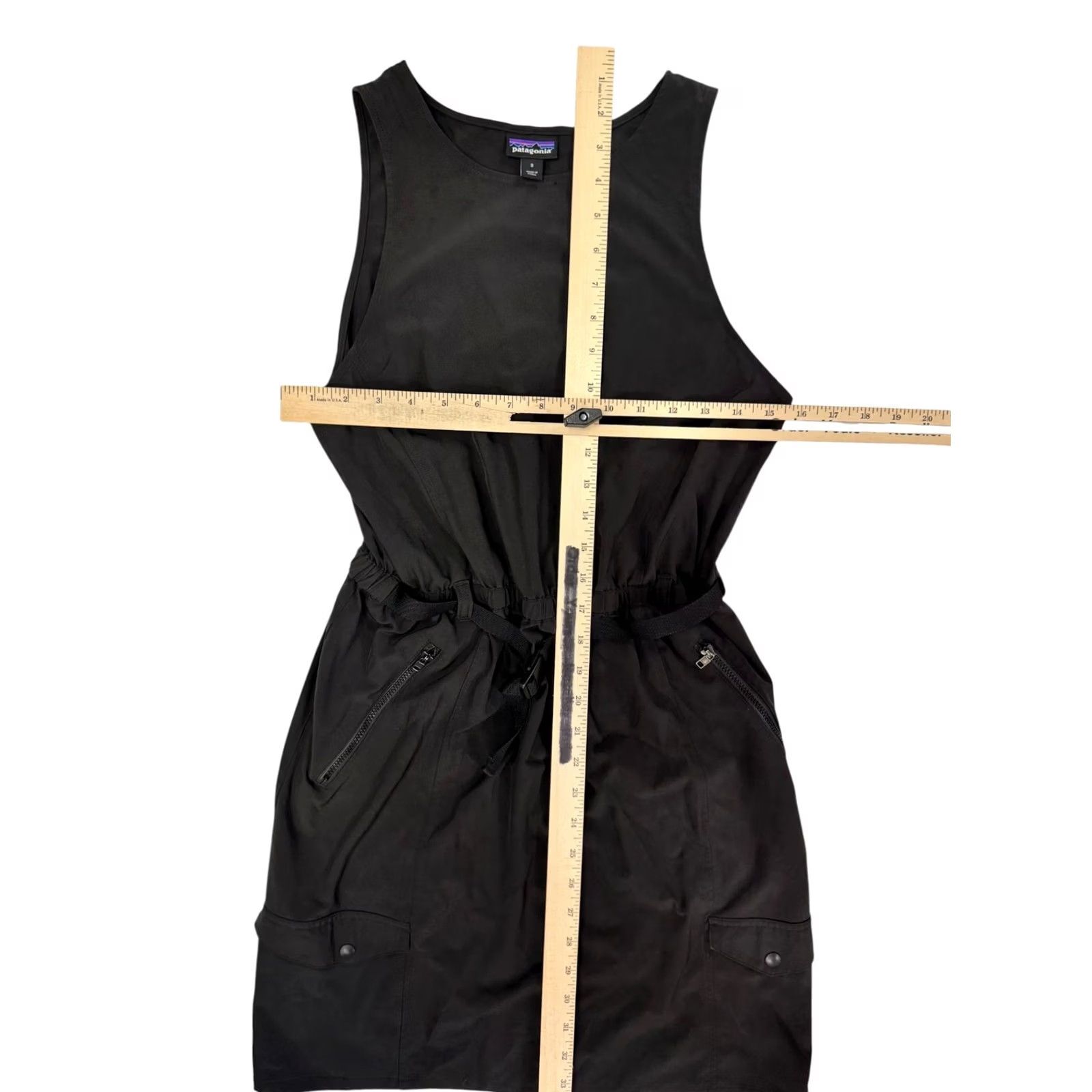Patagonia Patagonia Women's Black Sleeveless Dress Size S Drawstring Cargo Pocket Mini Casual Activewear Size S / US 4 / IT 40 - 3 Thumbnail