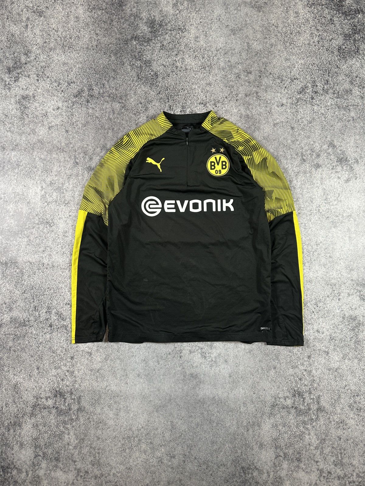 Puma Puma Borussia Dortmund Soccer Jacket Streetwear Rare S Size US S / EU 44-46 / 1 - 1 Thumbnail