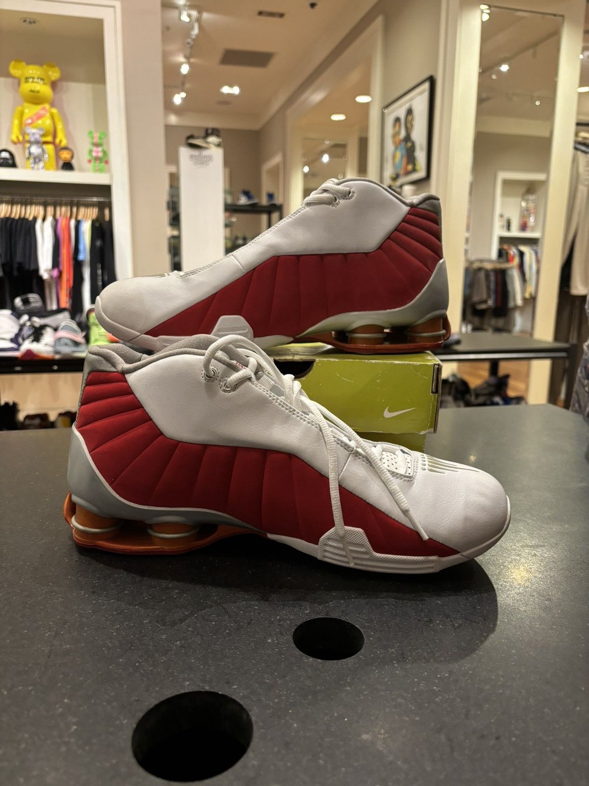 Nike Nike Shox BB4 Size US 11 / EU 44 - 2 Thumbnail
