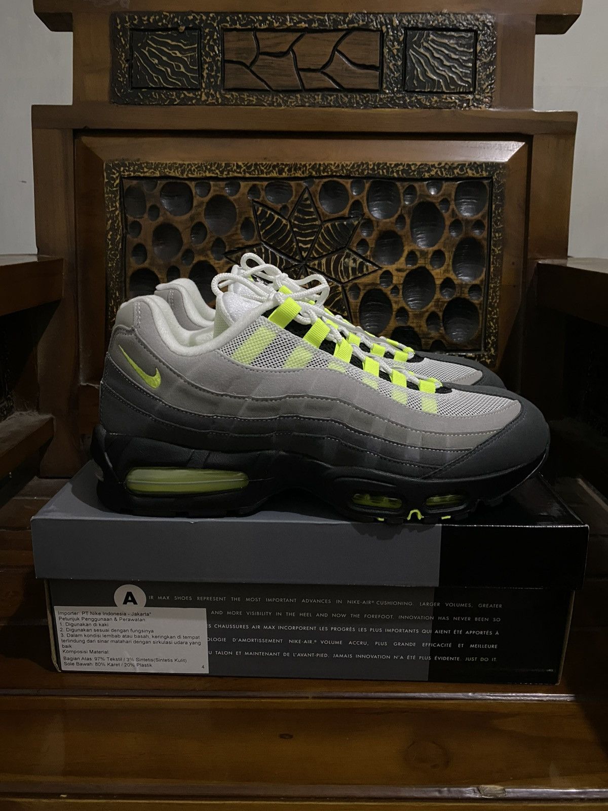 Nike Nike air max 95 og neon Big Bubble 2026 (size 11) Size US 11 / EU 44 - 2 Thumbnail