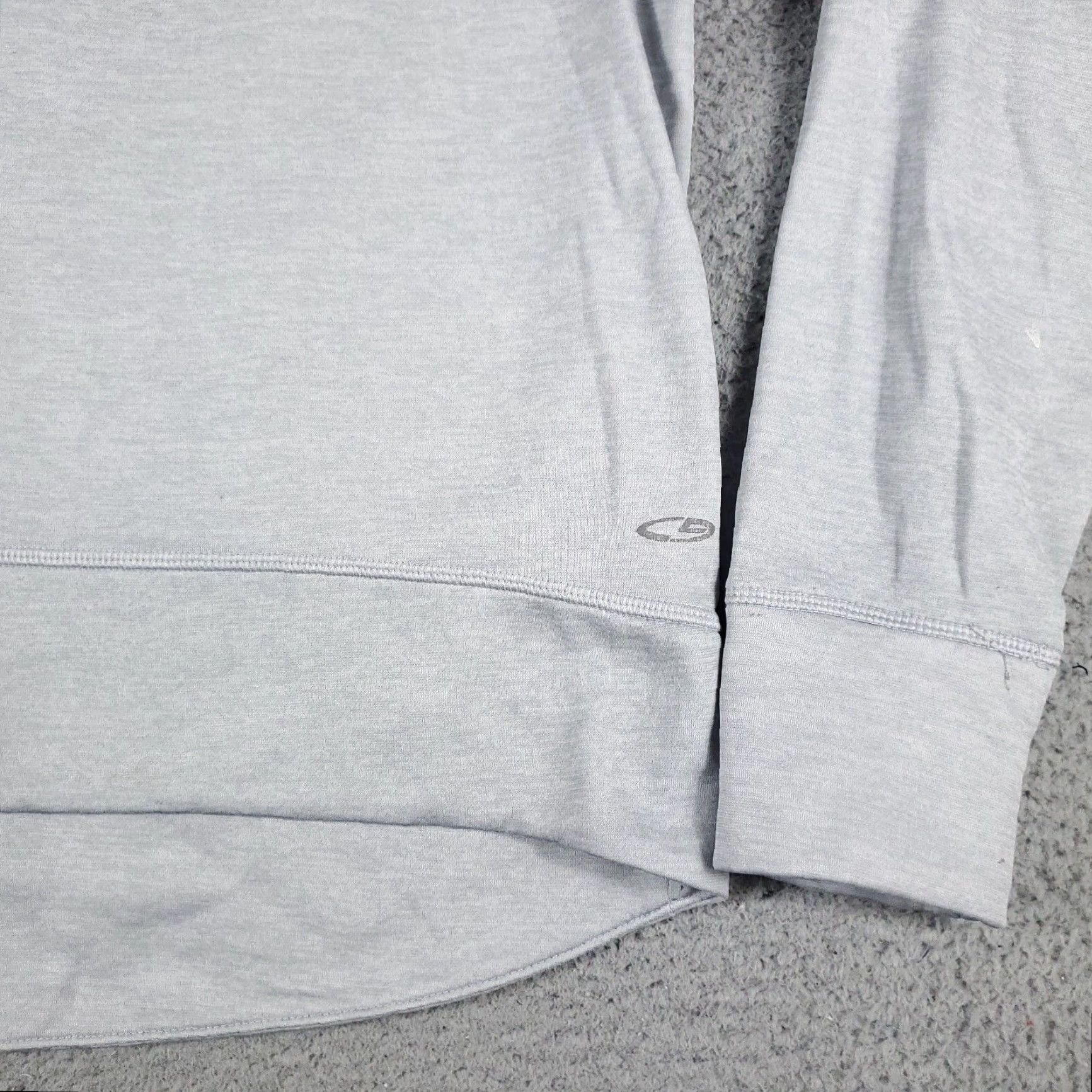 Champion Champion Sweater Women L Gray Pullover Knit Crew Neck Logo All Seasons Vintage? No. (But must not add) Size L / US 10 / IT 46 - 4 Thumbnail
