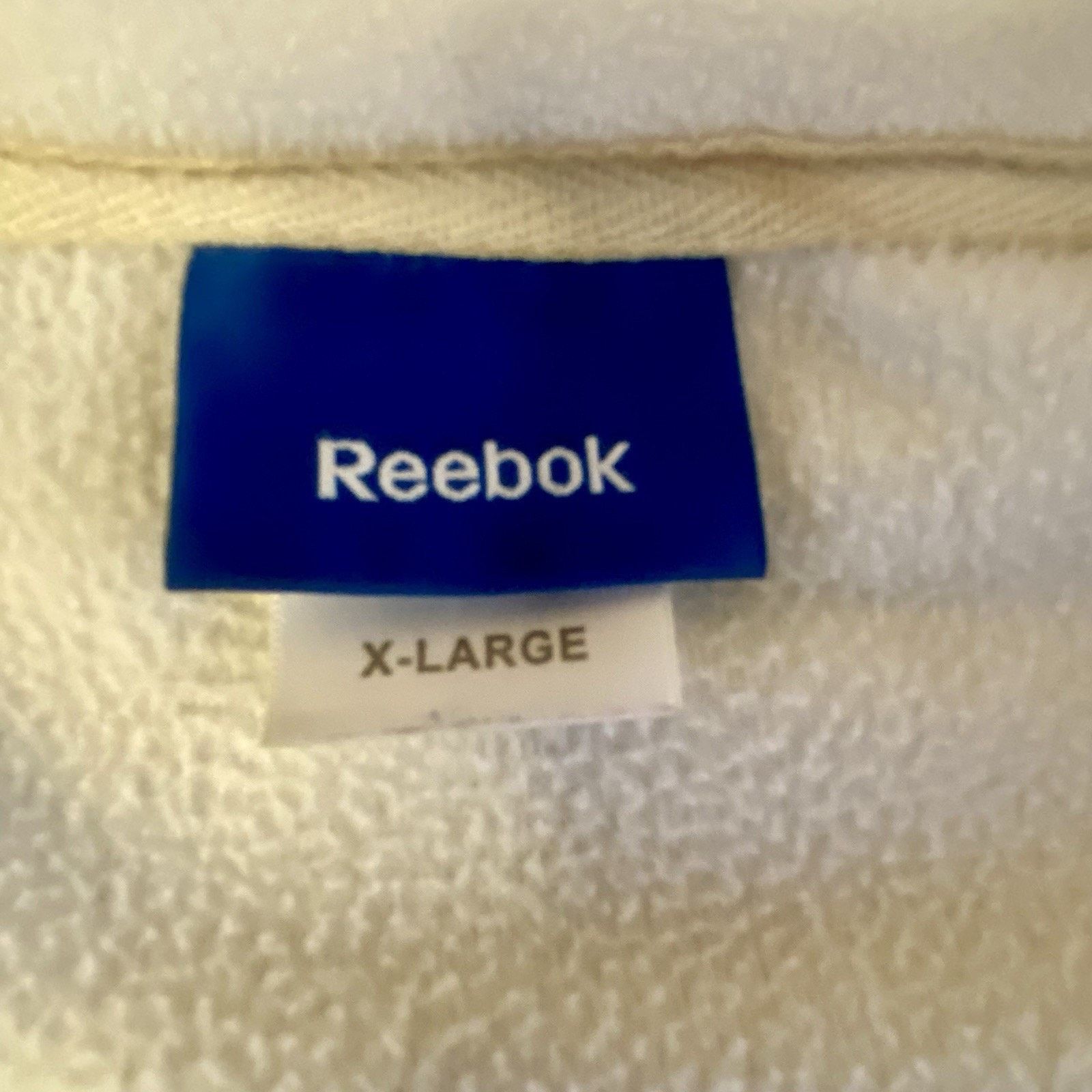 Reebok Women’s XL Jacket Cozy Weight light Reebok Ivory Full Zip Size XL / US 12-14 / IT 48-50 - 4 Thumbnail
