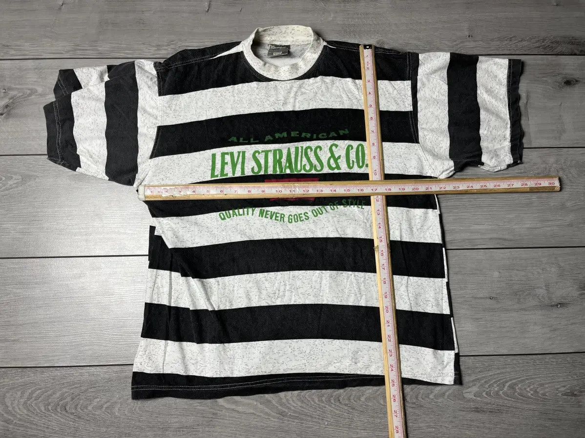 Levi's Vintage Levis Tshirt 90s 80s size Medium Size US M / EU 48-50 / 2 - 5 Thumbnail