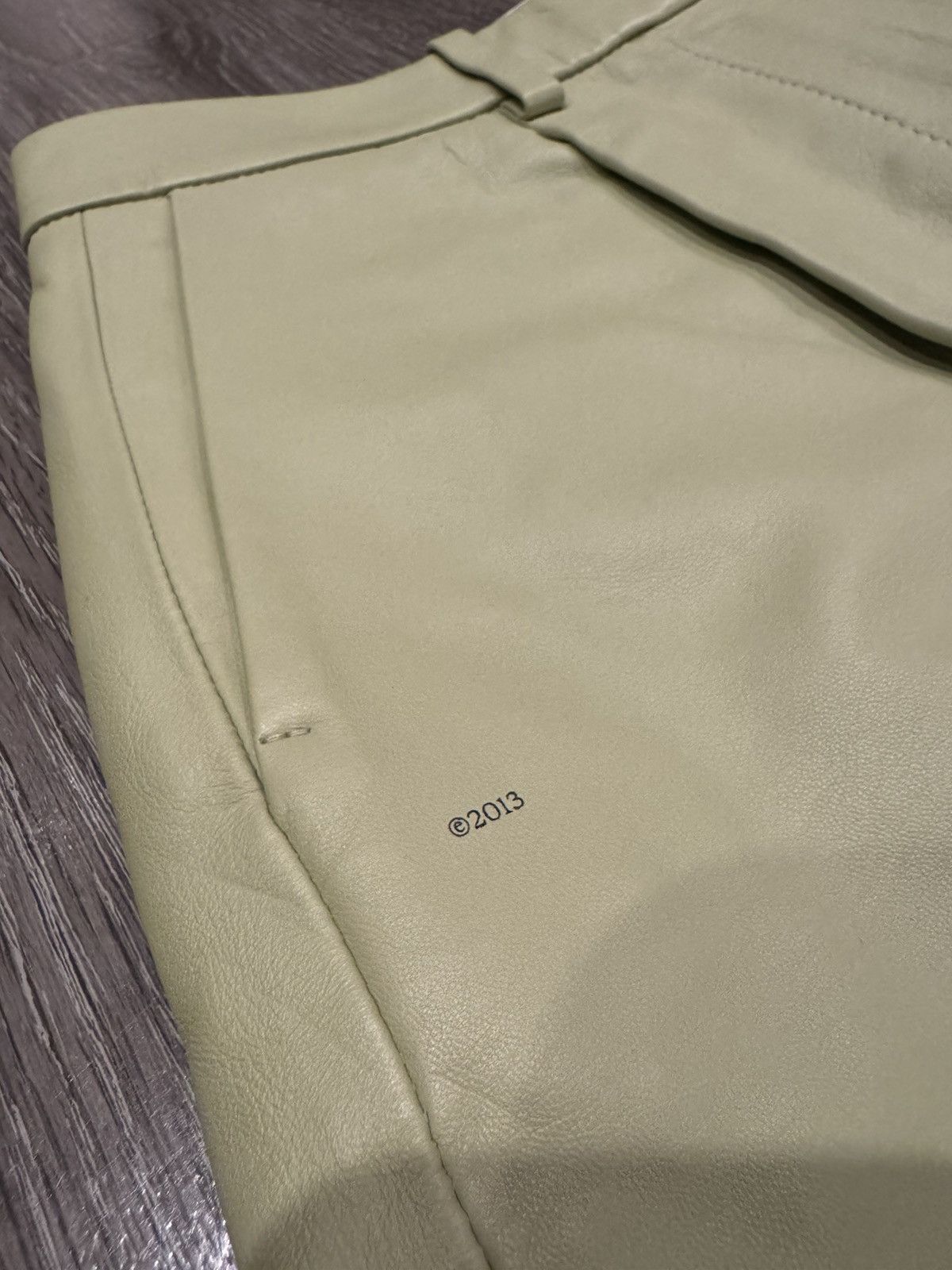 Off-White Off White 100% Leather Shorts Light Green 28-30 Size US 29 - 4 Thumbnail