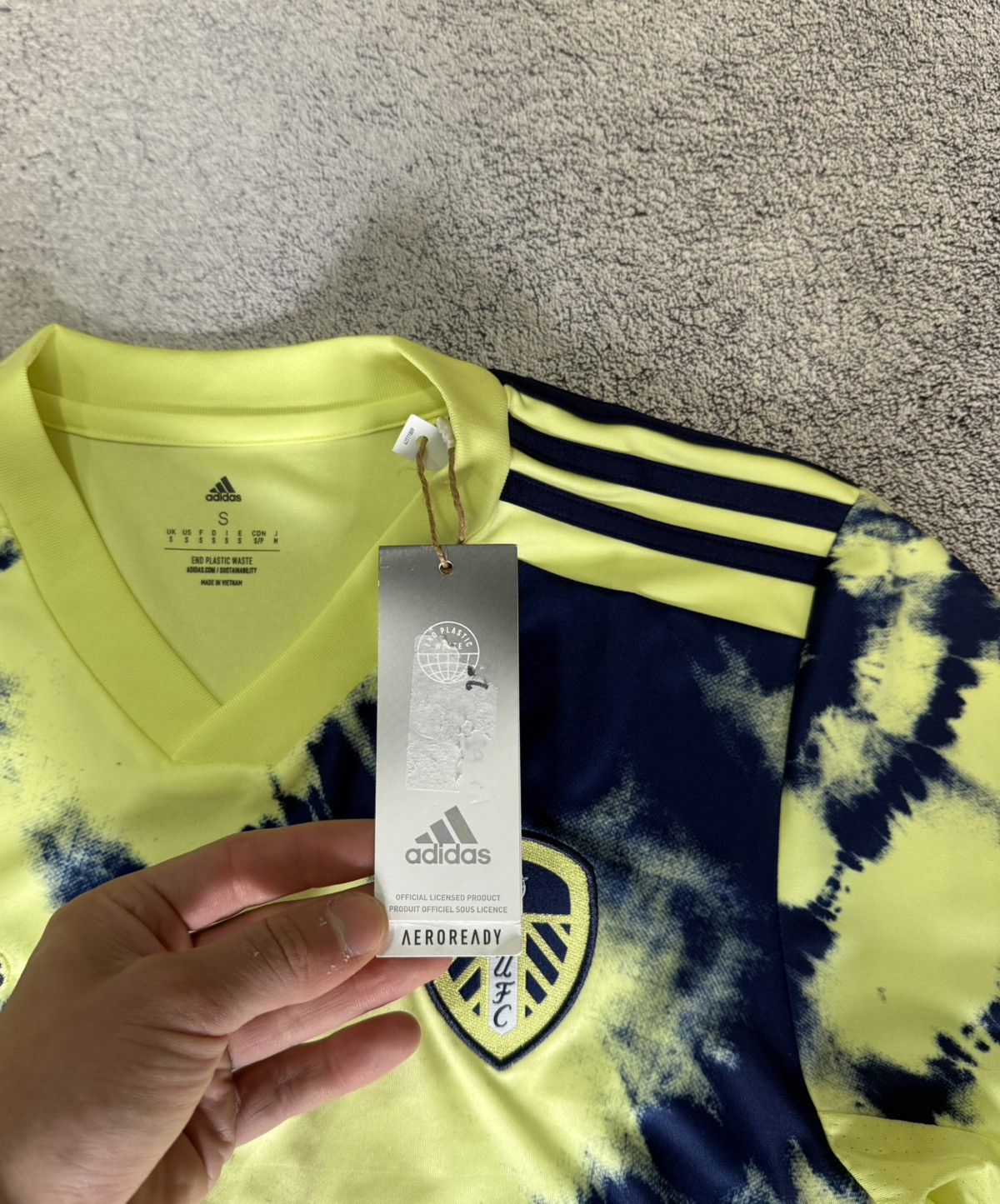 Adidas Adidas Leeds United Away Jersey 22/23 HC1080 SBOTOP MenS New Size US S / EU 44-46 / 1 - 6 Thumbnail