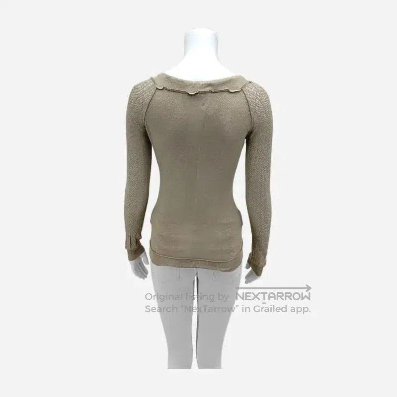 Louis Vuitton Louis Vuitton Beige Silk Long Sleeve Top . Size S / US 4 / IT 40 - 2 Thumbnail