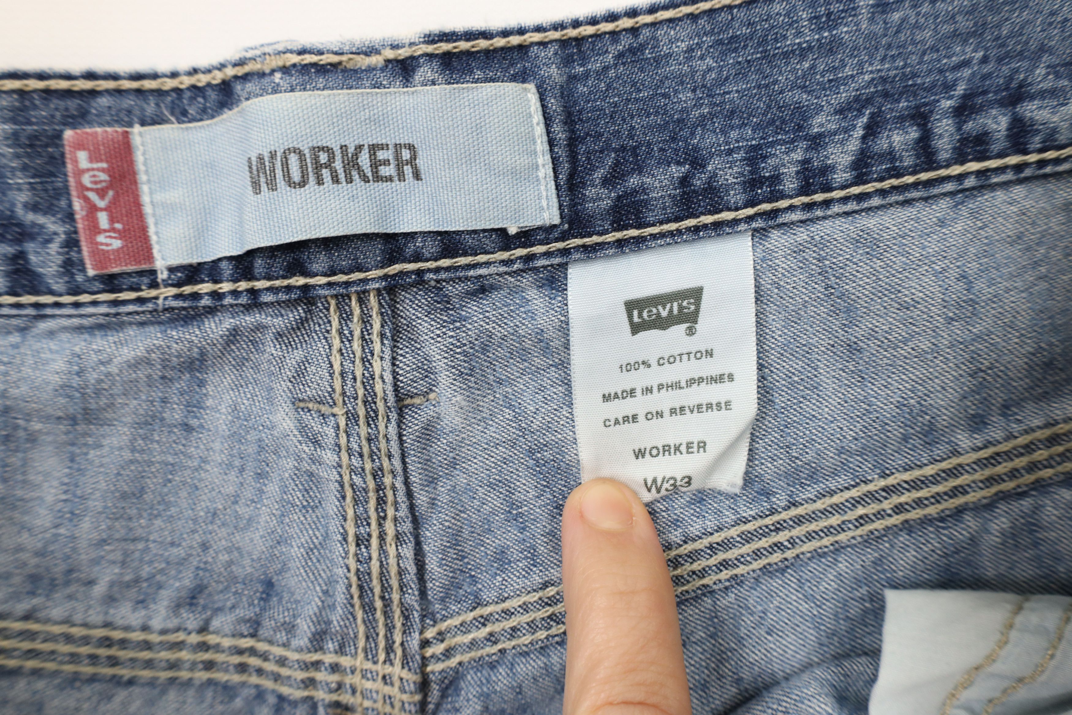 Levi's × Vintage Vintage Y2K Levis Baggy Carpenter Worker Denim Shorts Jorts Size US 33 - 7 Thumbnail