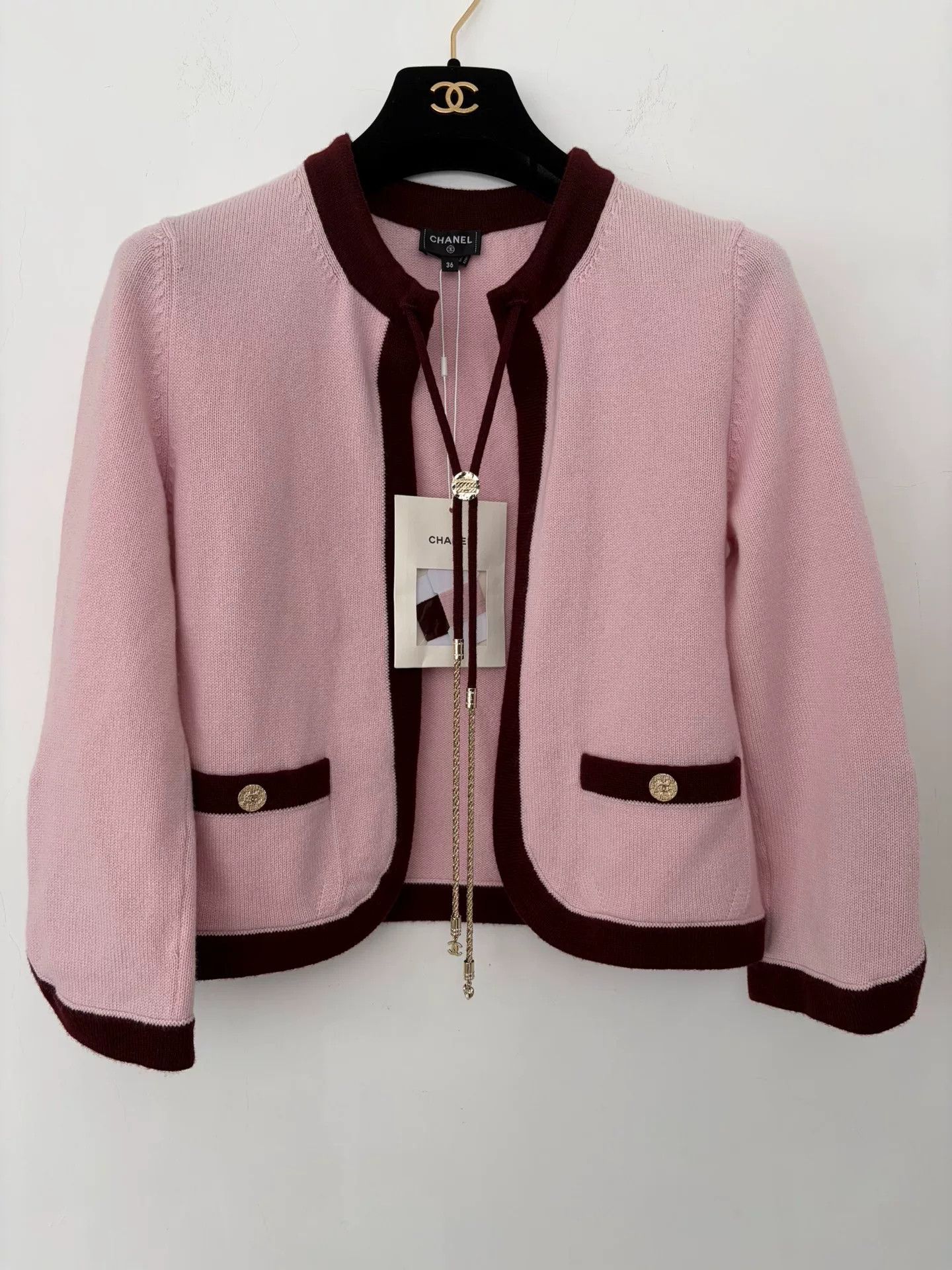 Chanel Chanel Pink Short Tie Cardigan Size 36 Size US S / EU 44-46 / 1 - 1 Thumbnail