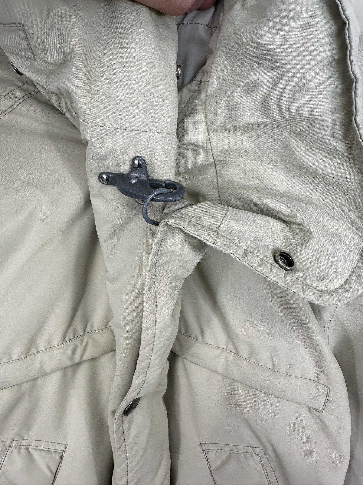 Fay Vintage Fay Stadium For Ema Cream Luxury Nylon Coat Jacket Size US L / EU 52-54 / 3 - 3 Thumbnail