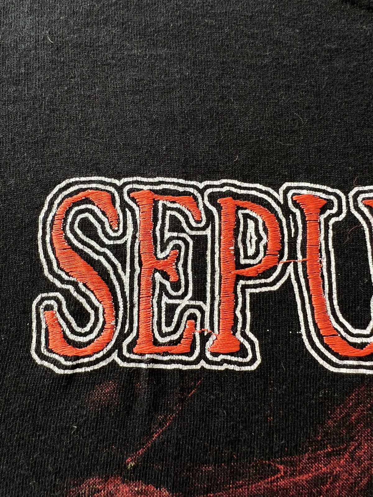 Band Tees Vintage 2000s Sepultura Devil Metal Band Black Tee Size US XL / EU 56 / 4 - 6 Thumbnail