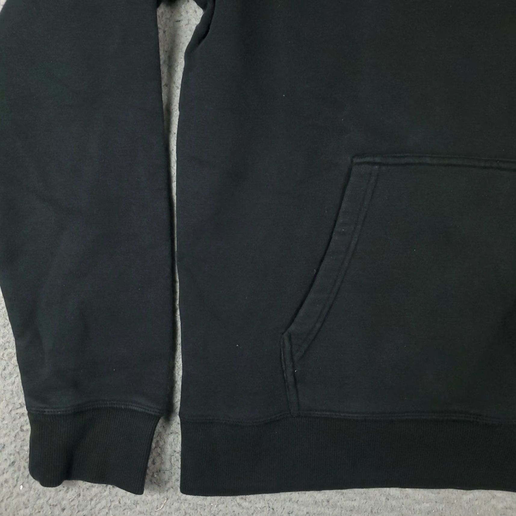Champion Champion Pullover Hoodie Men Medium Black Long Sleeve Casual Modern Size US M / EU 48-50 / 2 - 3 Thumbnail