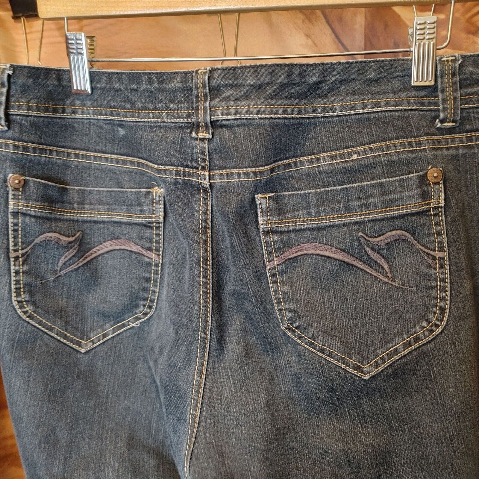 Gloria Vanderbilt Gloria Vanderbilt Women's Medium Wash Boot Cut Jeans 12 Size 34" / US 12 / IT 48 - 3 Thumbnail