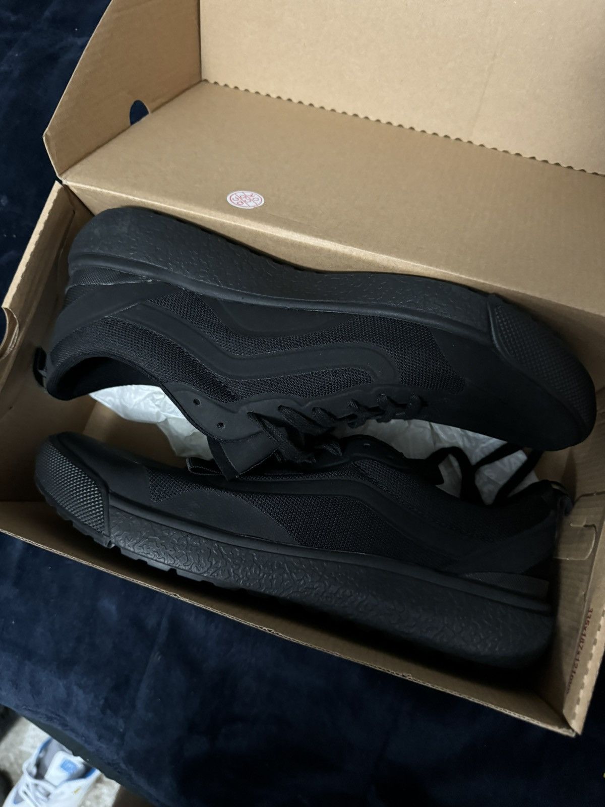 Vans vans Ultrarange Exo black Size US 11 / EU 44 - 2 Thumbnail