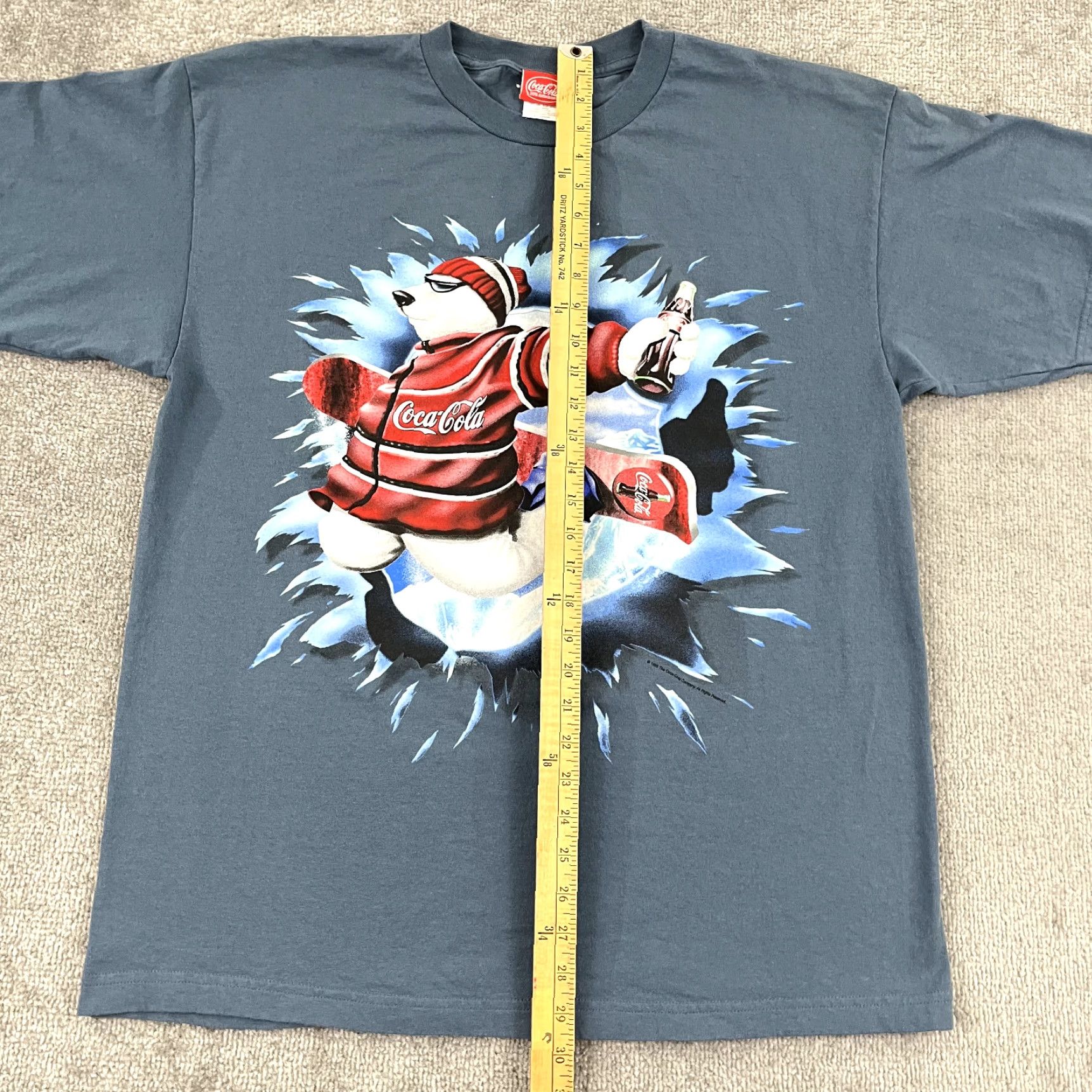 Vintage VINTAGE Coca-Cola Graphic T-Shirt Men XL Blue Polar Bear Snowboarding 90s Size US XL / EU 56 / 4 - 5 Thumbnail