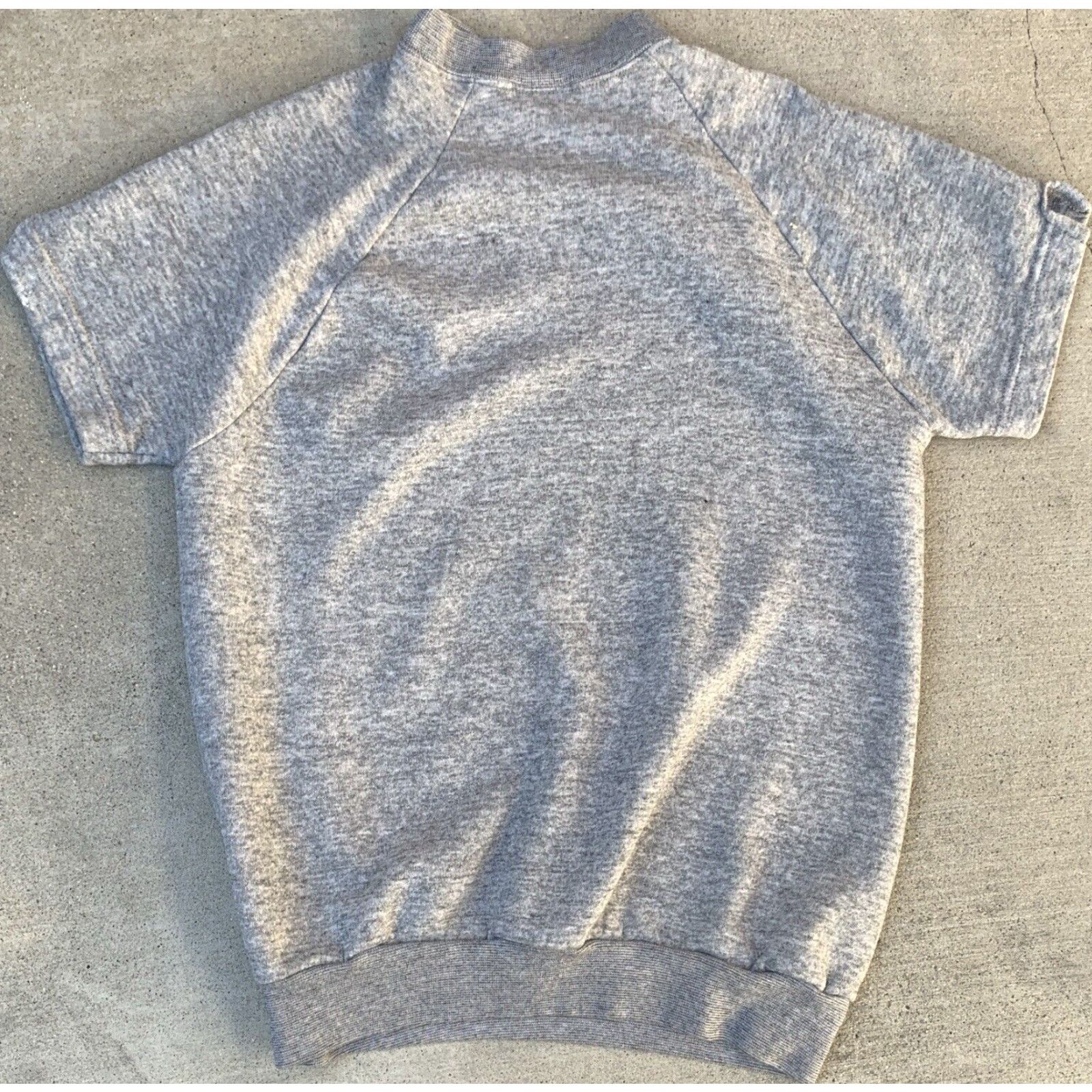 Vintage VINTAGE Oakbrook Short Sleeve Raglan Sweatshirt Gray Made In USA L Men Size US L / EU 52-54 / 3 - 3 Thumbnail