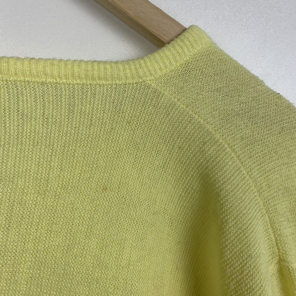 Lacoste Vintage Izod Lacoste Orlon Acrylic Sweater Size M Yellow Top Size US M / EU 48-50 / 2 - 22 Thumbnail