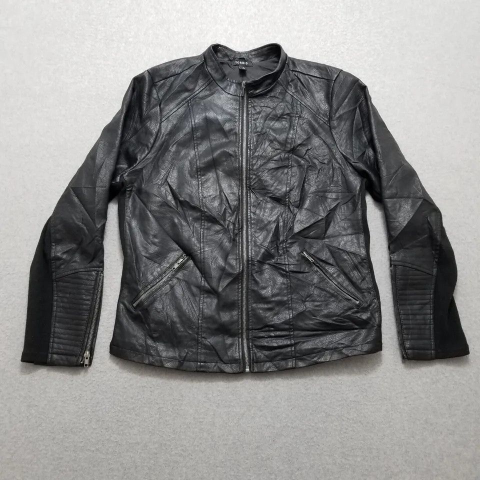 Torrid Torrid Jacket Womens 2 Black Full Zip Pockets Faux Leather Size XS / US 0-2 / IT 36-38 - 1 Thumbnail