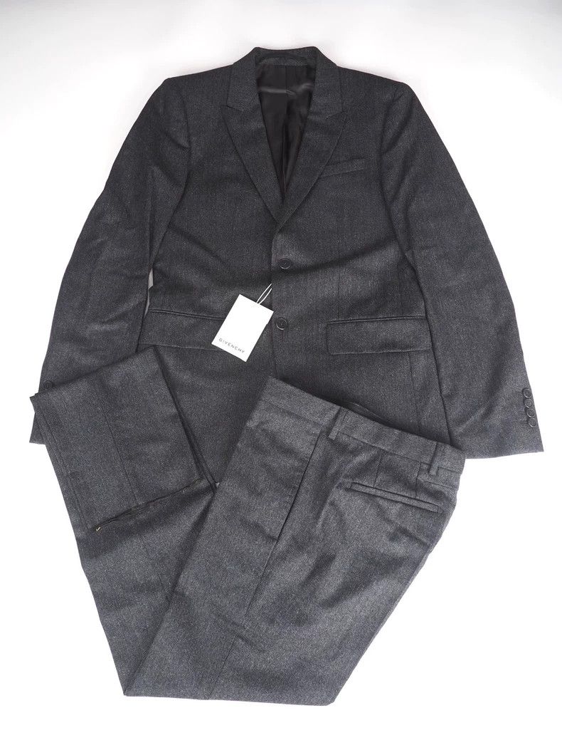 Givenchy Givenchy Size46 Auction Black and Grey Striped Wool Suit, S Size US M / EU 48-50 / 2 - 1 Thumbnail