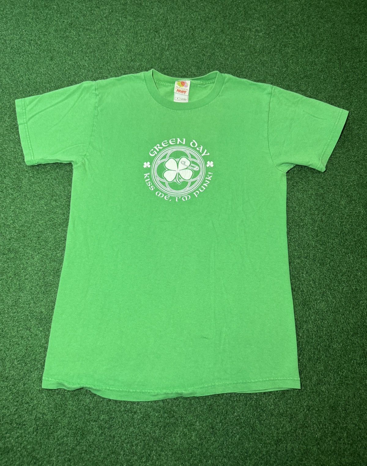 Band Tees Vintage Green Day Kiss Me I’m Punk 2002 Band T Shirt Size US S / EU 44-46 / 1 - 1 Thumbnail