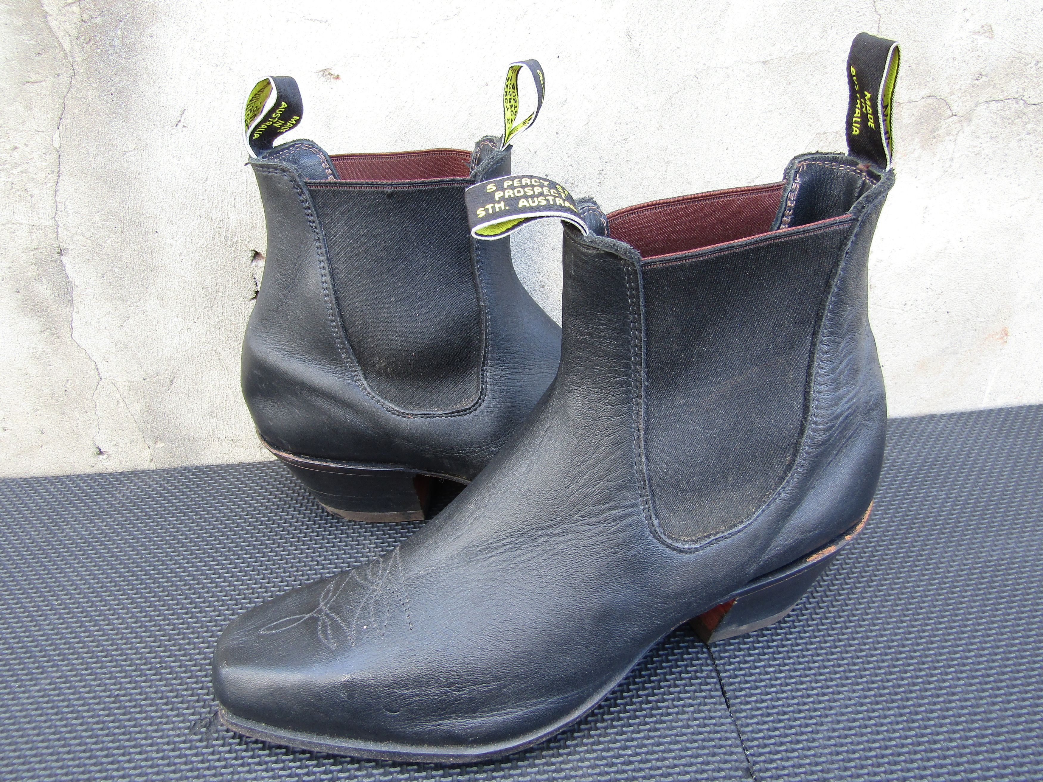 R.M. Williams Vintage RM Williams Black Boots Ranch Cuban Heel Santa Fe Size US 10 / EU 43 - 1 Thumbnail