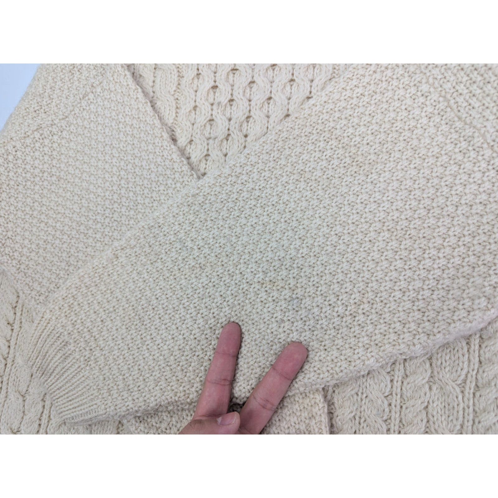 Vintage Highland Home Industries Crew Neck Sweater Ladies M Cream 100% Wool Cable Knit Chunky Pullover All Seasons Vintage No Size M / US 6-8 / IT 42-44 - 2 Thumbnail