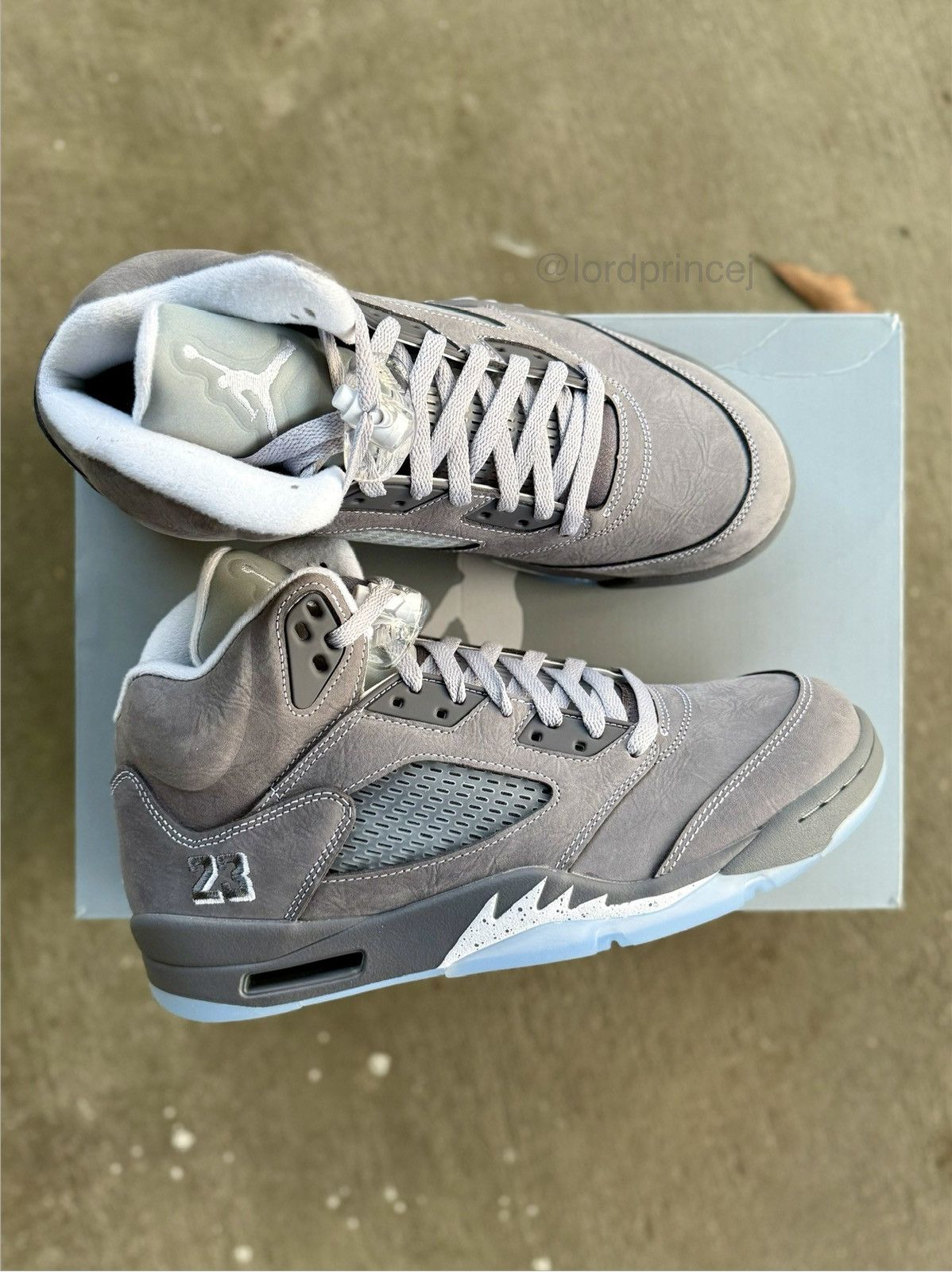 Jordan Brand 🐺 Air Jordan 5 Retro Wolf Grey 2026 🐺 Size US 10.5 / EU 43-44 - 4 Thumbnail