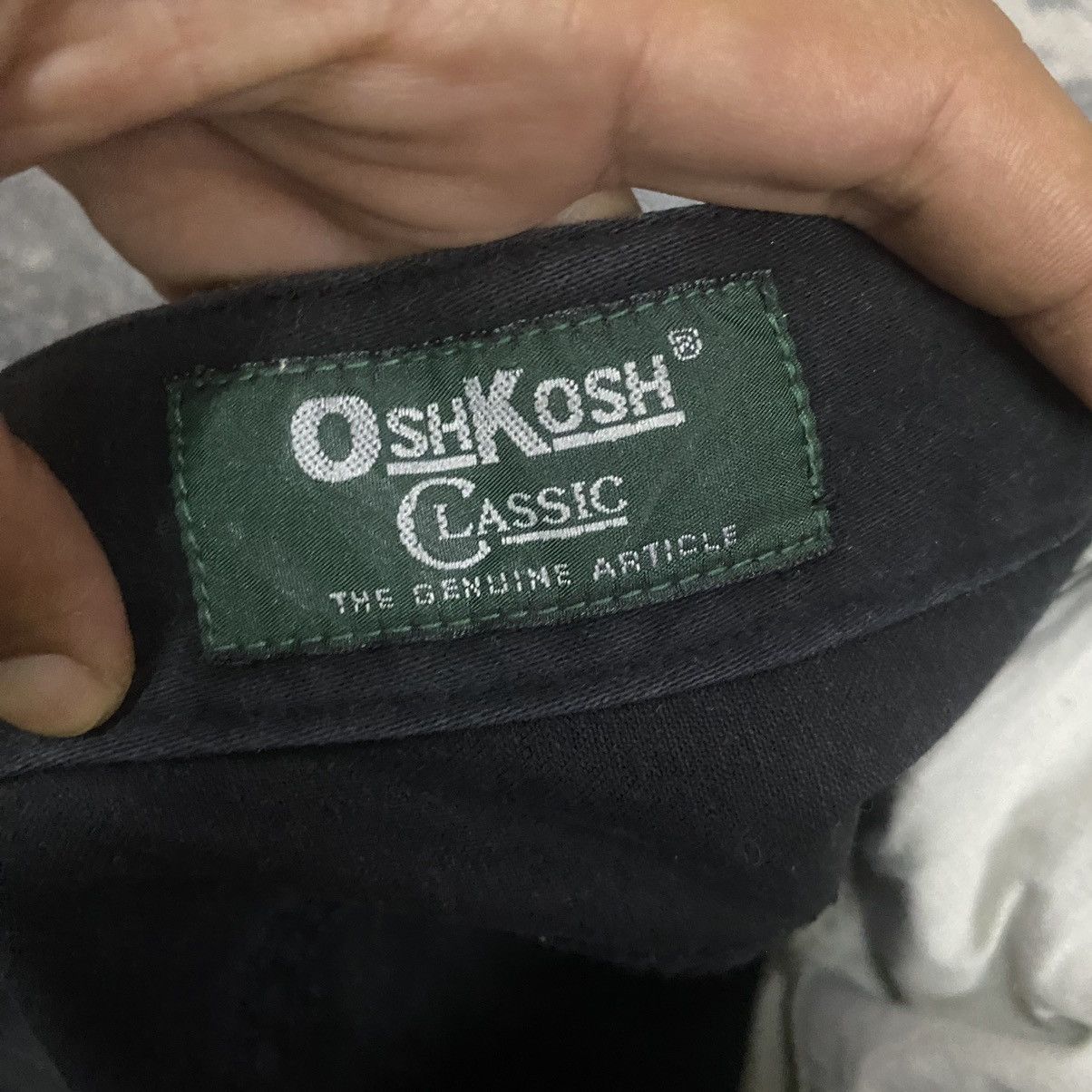 Oshkosh × Vintage Vintage Oshkosh Classic The Gunuine Article Chinos Pants Size US 31 - 6 Thumbnail