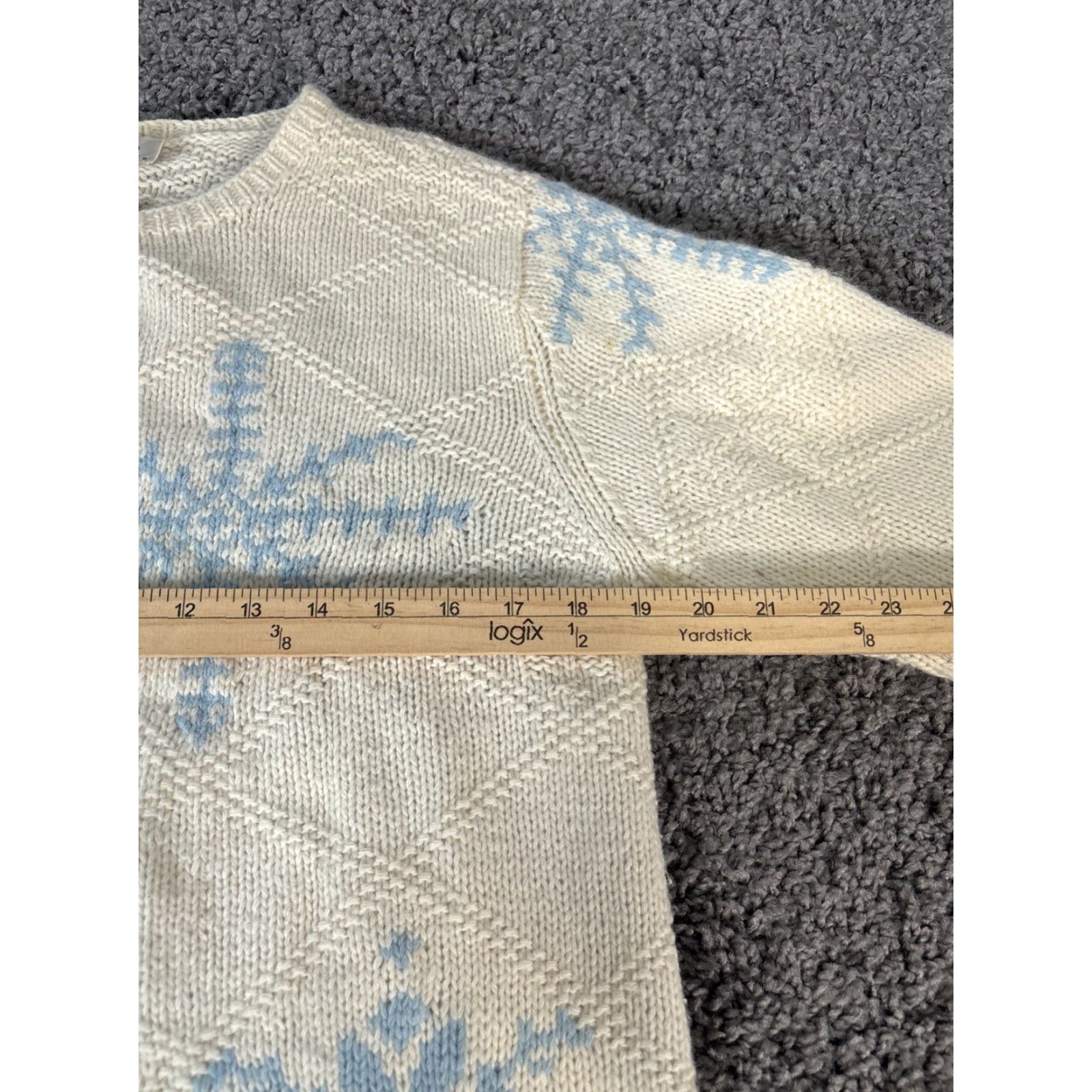 Talbots VINTAGE Talbots Cardigan Sweater Womens PM Petite Wool Ivory Cable-Knit Christmas Winter Womens Size M / US 6-8 / IT 42-44 - 3 Thumbnail