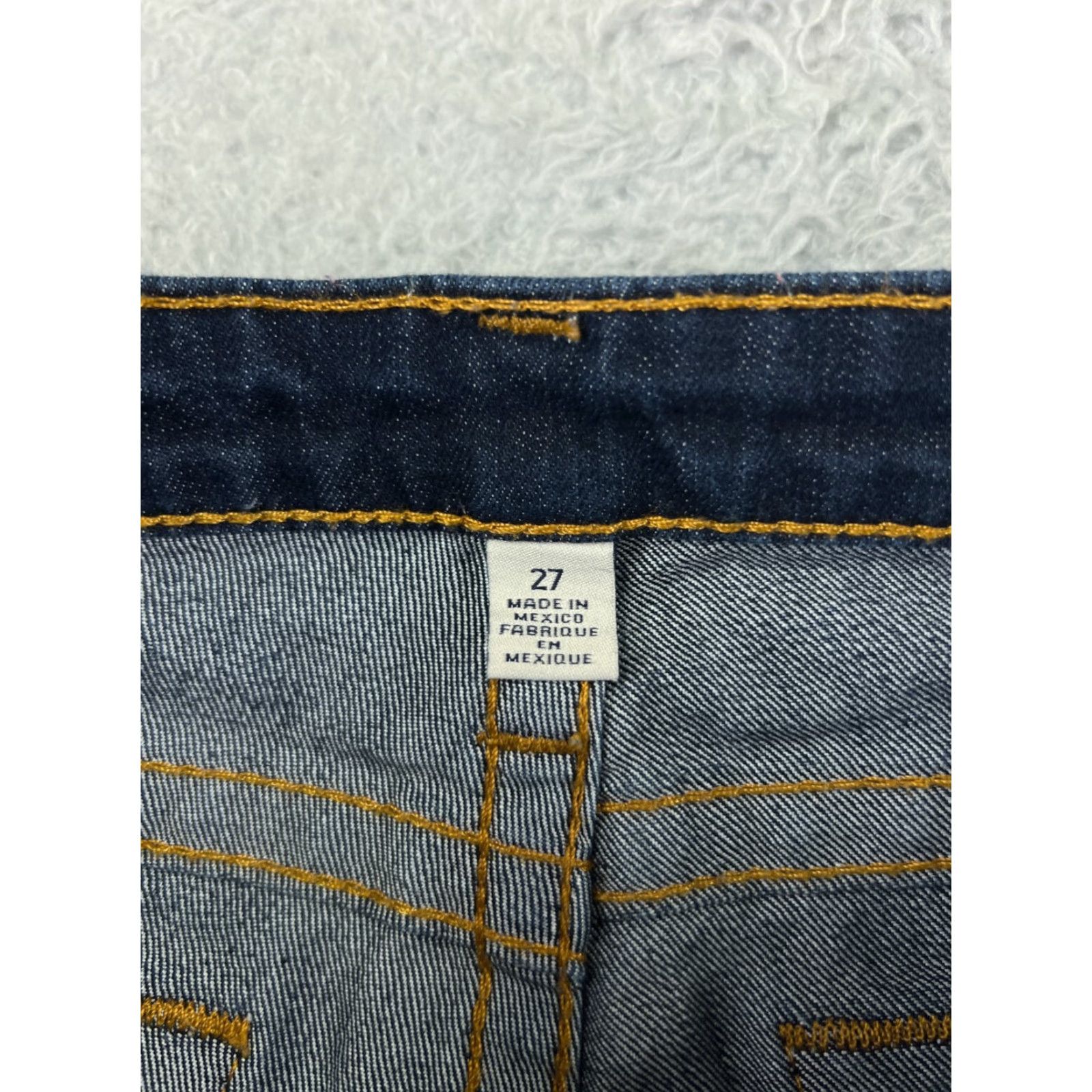 True Religion True Religion Jeans Women 27 Blue Denim Straight 5-Pocket Distressed Cotton Denim Pants Adult Regular Blue 27 Inseam 28 Size 27" / US 4 / IT 40 - 4 Thumbnail