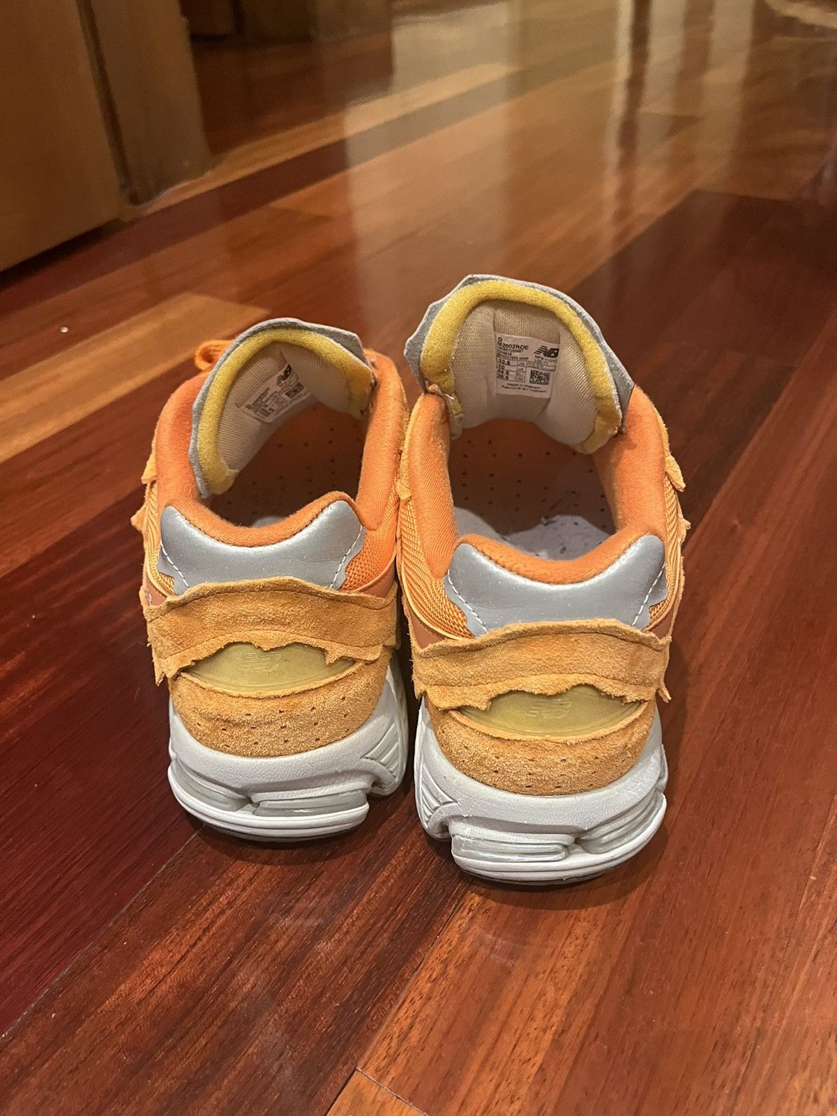 New Balance New Balance 2002r protection pack Orange Size US 10.5 / EU 43-44 - 6 Thumbnail