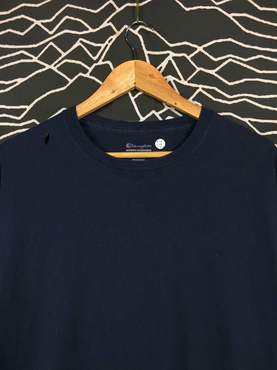 Champion Champion Authentic Athleticwear Plain Longsleeve Tee Size US XL / EU 56 / 4 - 3 Thumbnail