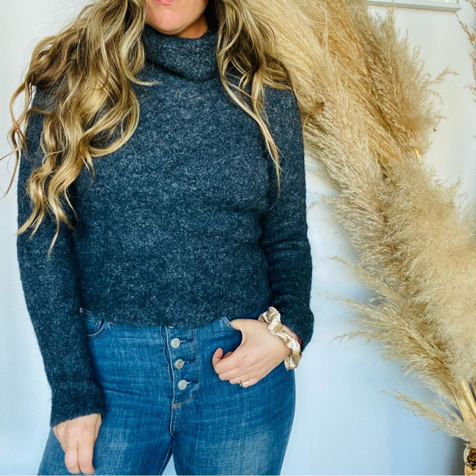 Madewell MADEWELL Charcoal Grey Turtleneck Pullover Crop Cozy Sweater Size S / US 4 / IT 40 - 3 Thumbnail