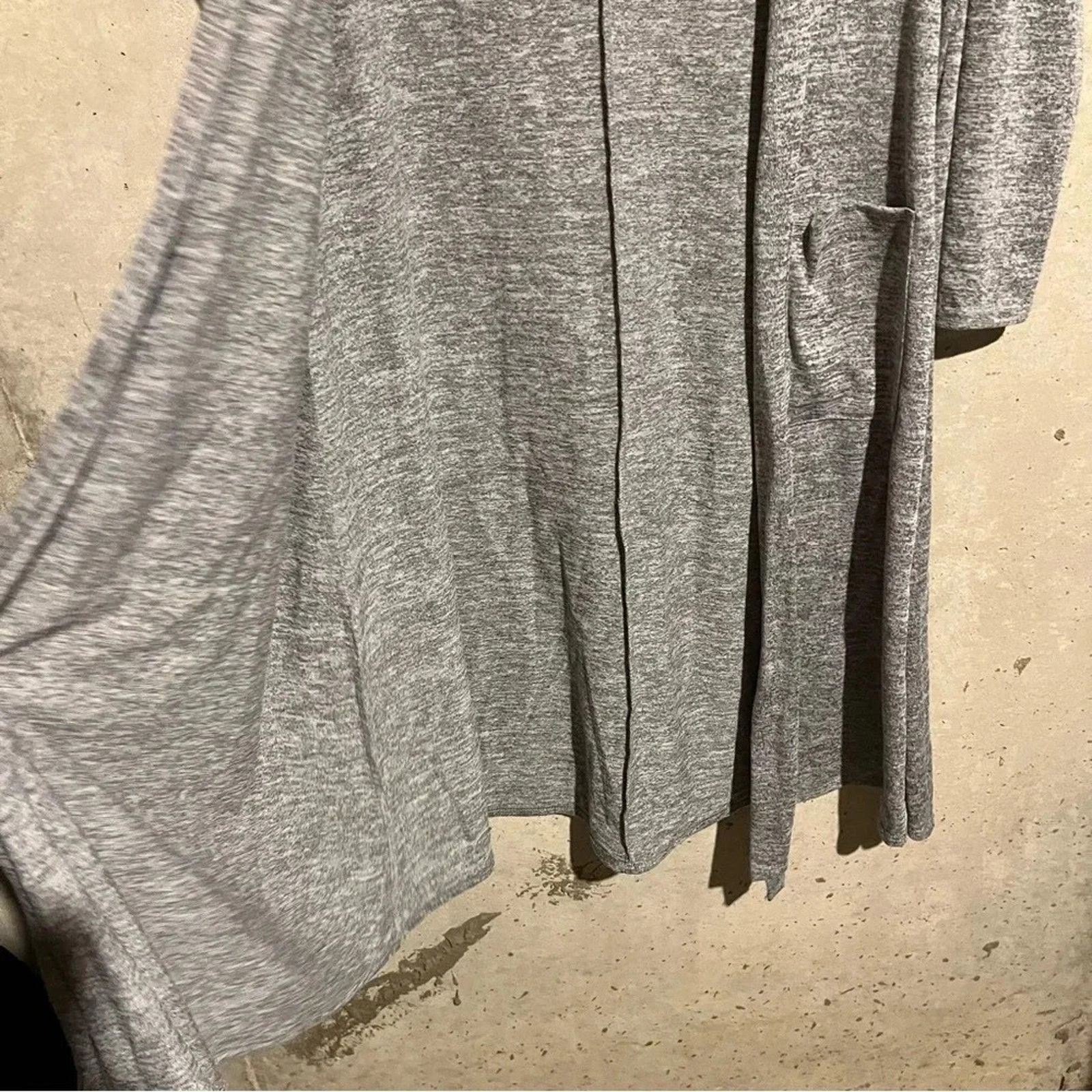 Other LuLaRoe Sarah Sweater Women’s S Gray Cardigan Open Front Size S / US 4 / IT 40 - 3 Thumbnail