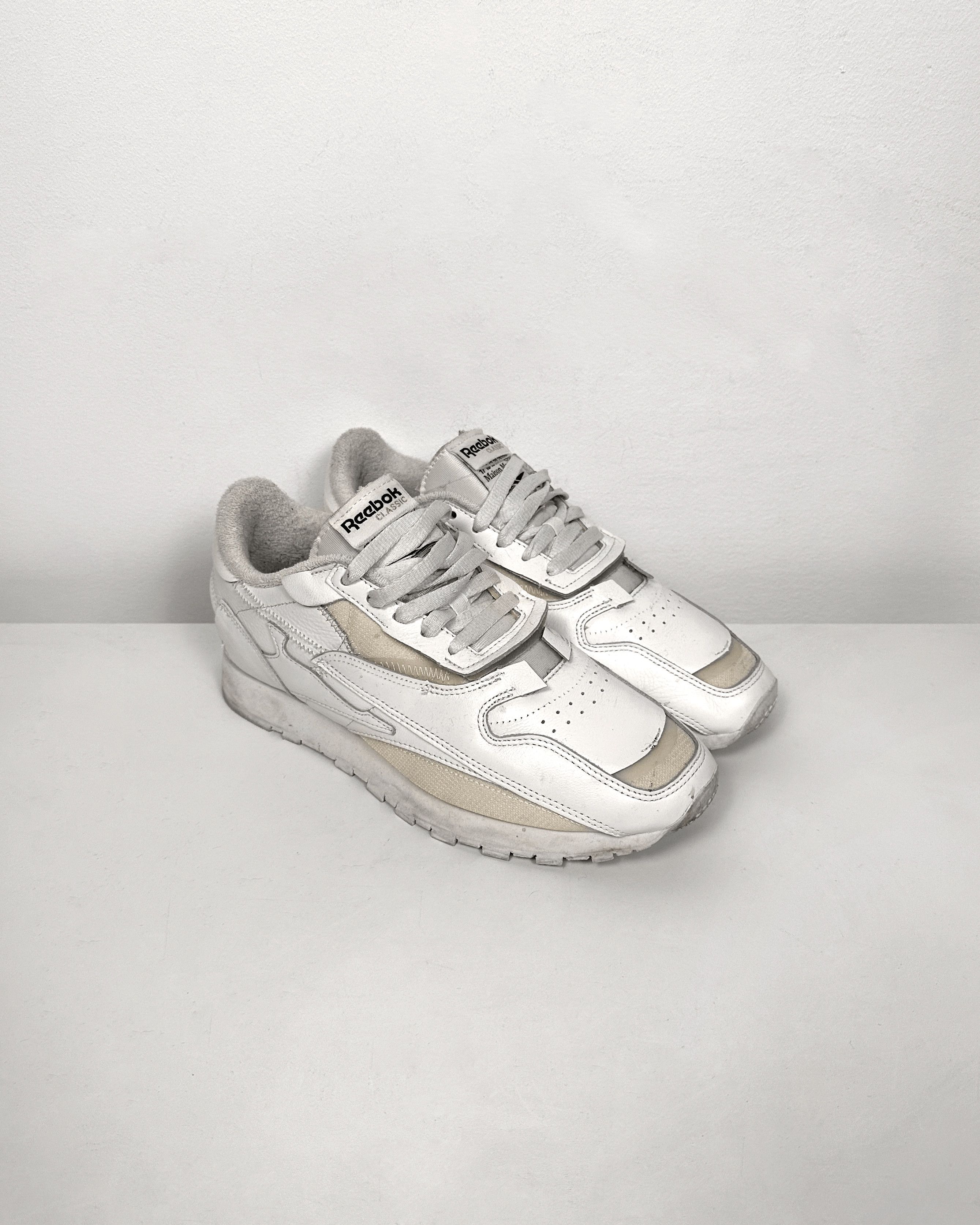 Maison Margiela × Reebok Maison Margiela X Reebok Project 0 CL Memory Of V2 Size US 8 / EU 41 - 1 Thumbnail