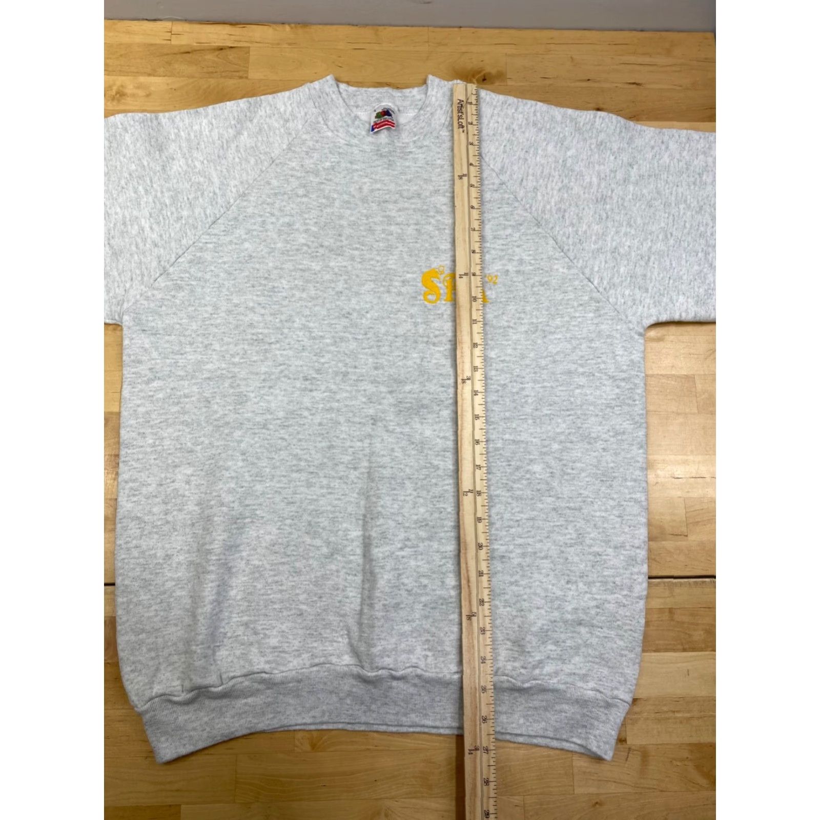 Fruit Of The Loom VINTAGE Pirates of the Carribean Pullover Sweater Adult L Gray USA Size US L / EU 52-54 / 3 - 6 Thumbnail
