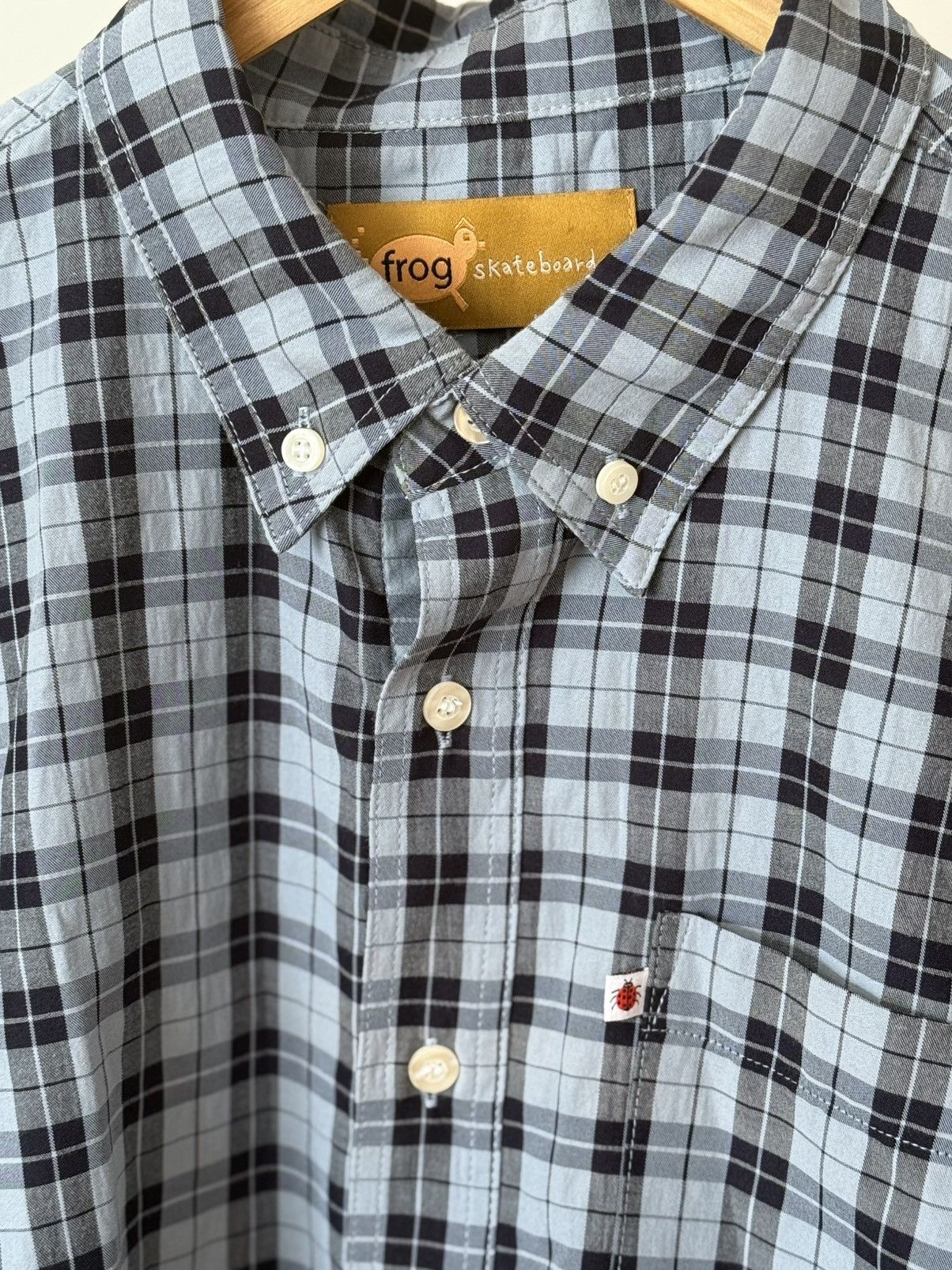 Frog Skateboards Frog Skateboards Pocket Bug Shirt - NWOT - Blue - Medium Size US M / EU 48-50 / 2 - 1 Thumbnail