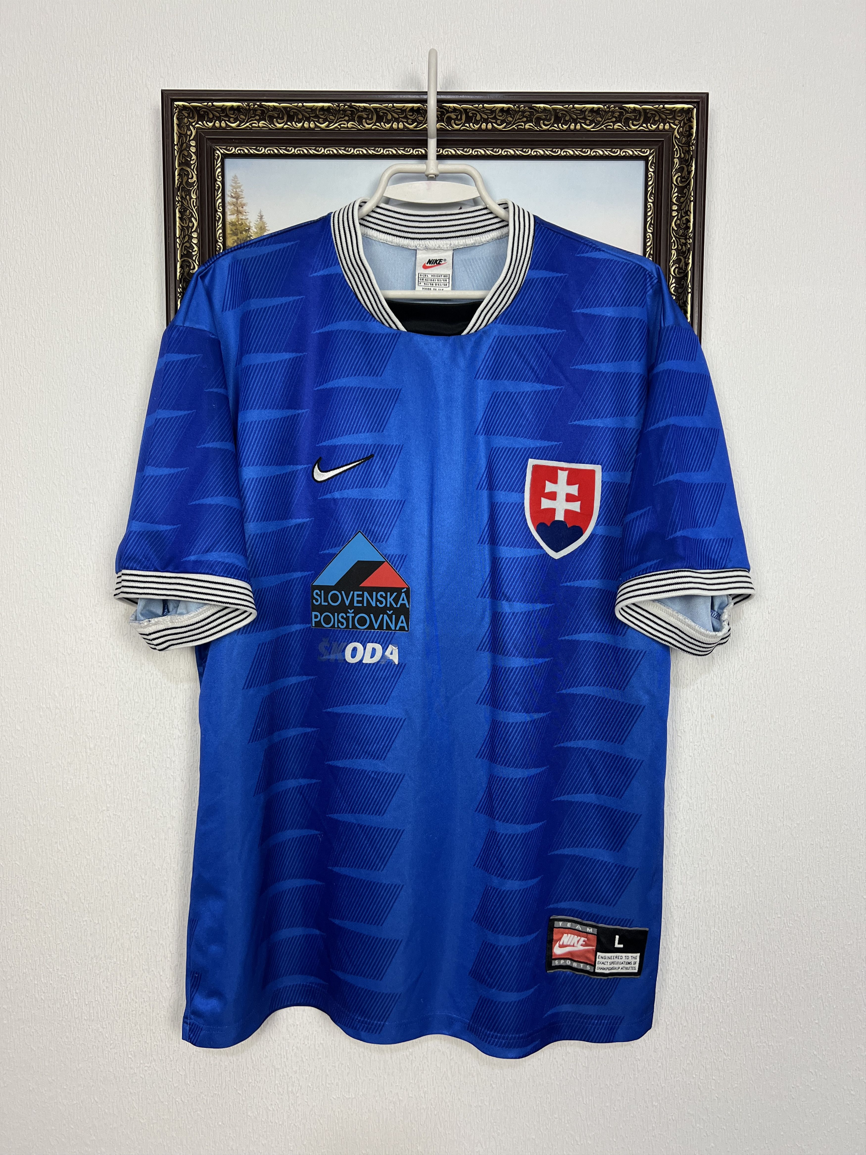 Nike Slovakia Home football shirt Soccer Jersey National Trikot Size US L / EU 52-54 / 3 - 1 Thumbnail