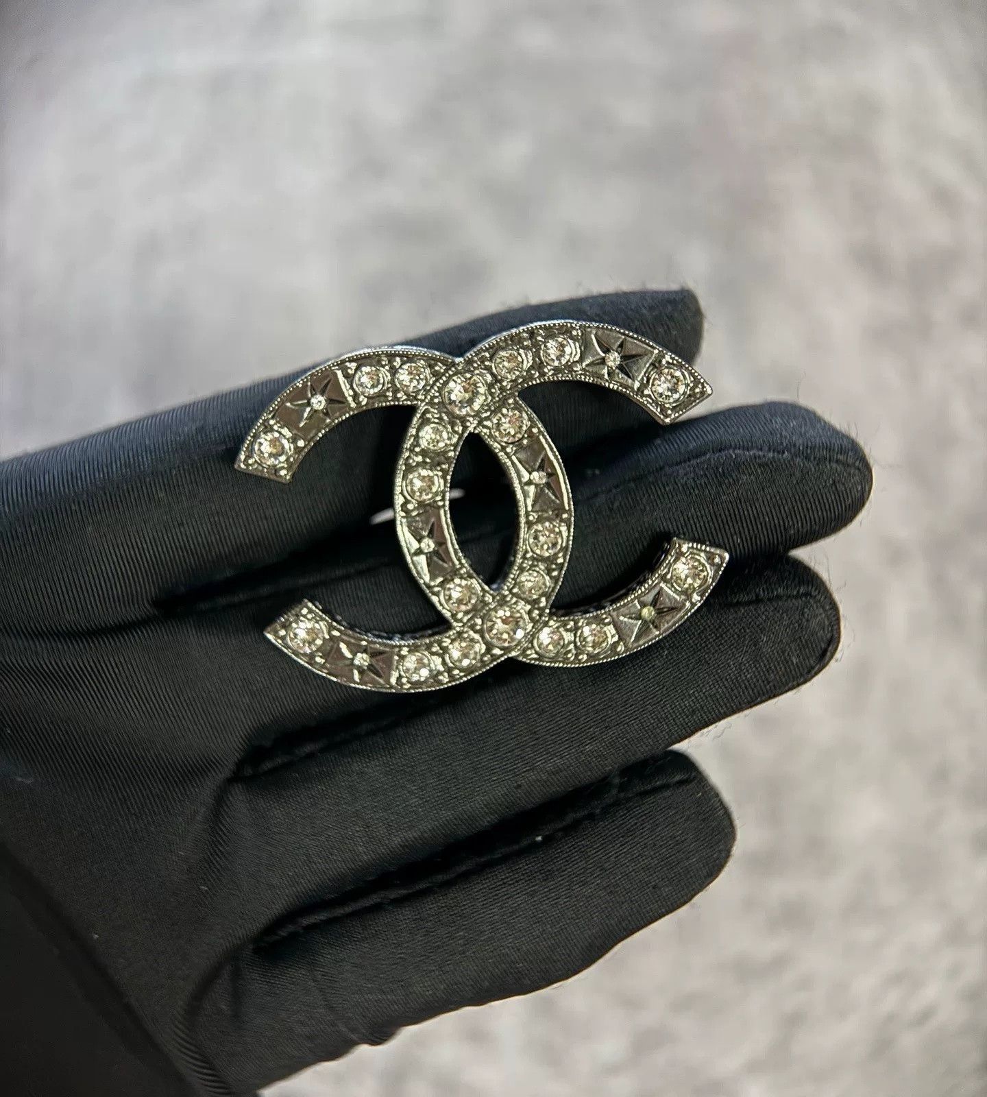 Chanel Chanel 13A Rhinestone Pentagram Double C Brooch Size US XXS / EU 40 - 1 Thumbnail
