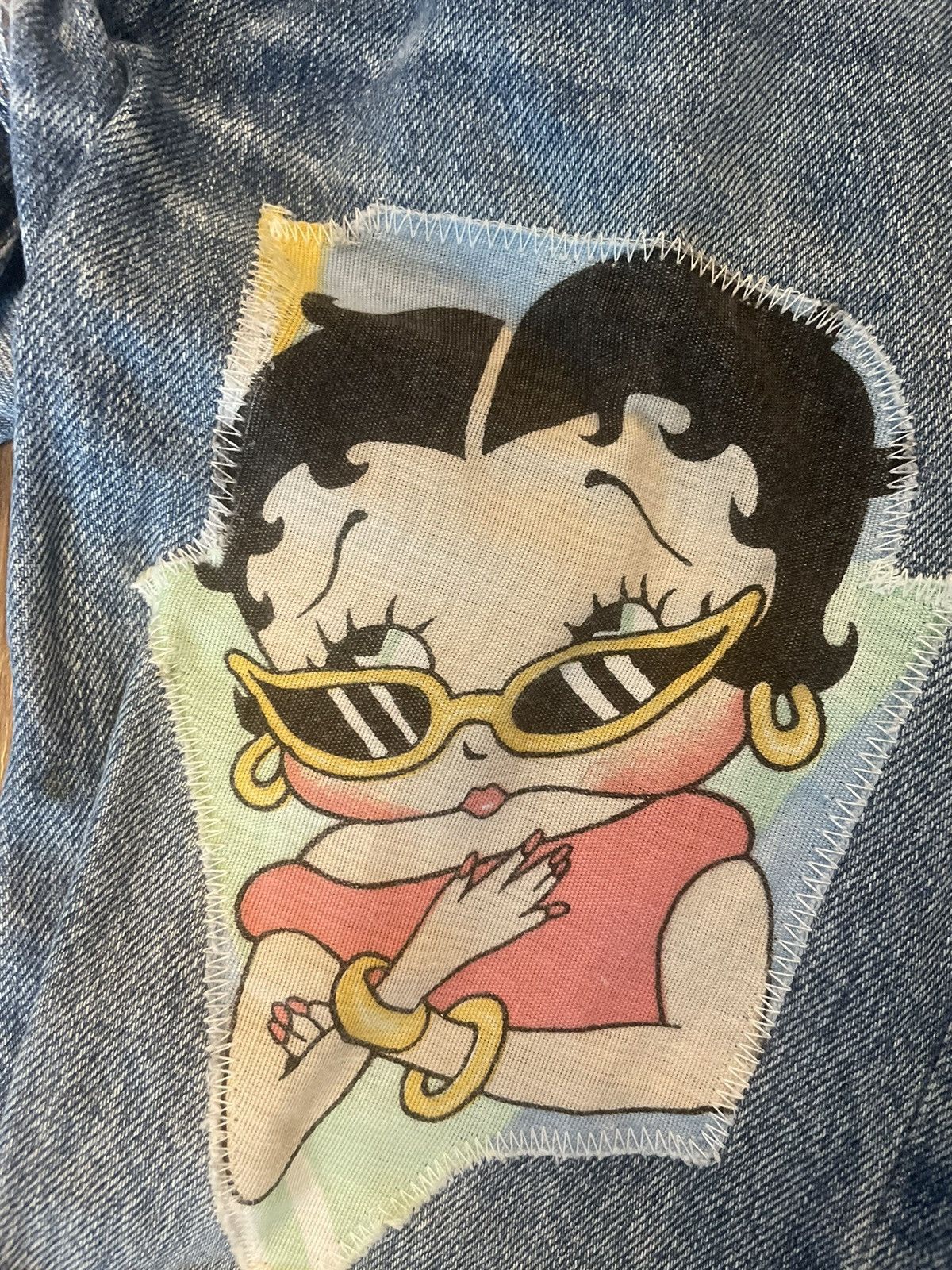 Levi's Vintage Levis x Too cute betty boop jeans Size US 28 / EU 44 - 3 Thumbnail
