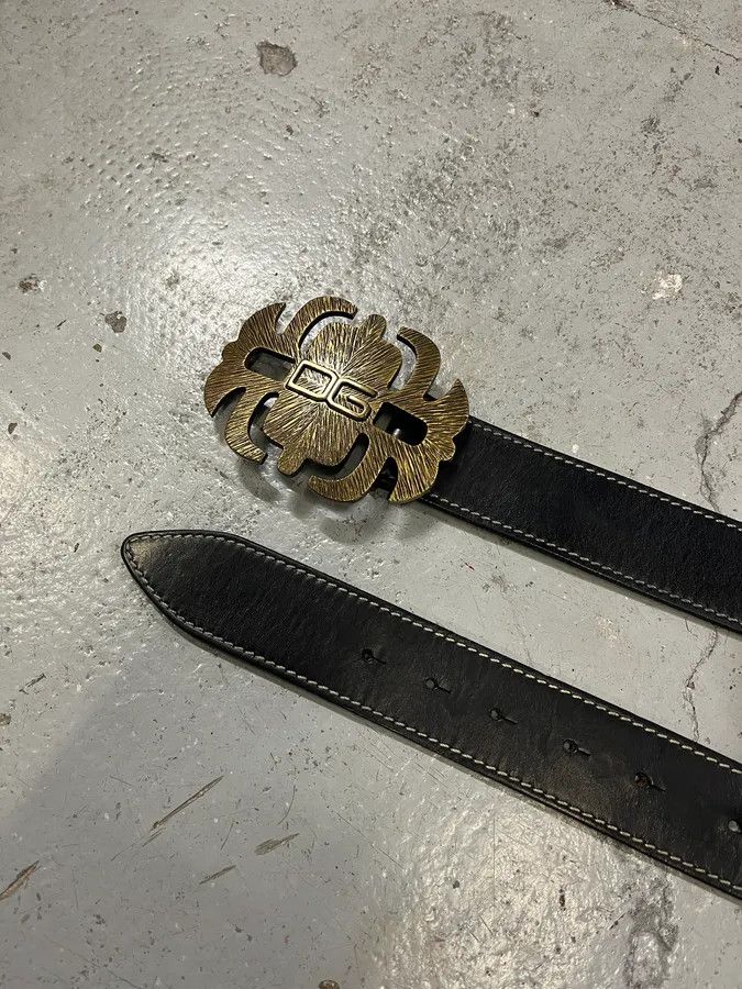 Designer × Dolce & Gabbana × Vintage Dolce & Gabbana Gold Buckle Black Leather Belt Size ONE SIZE - 5 Thumbnail