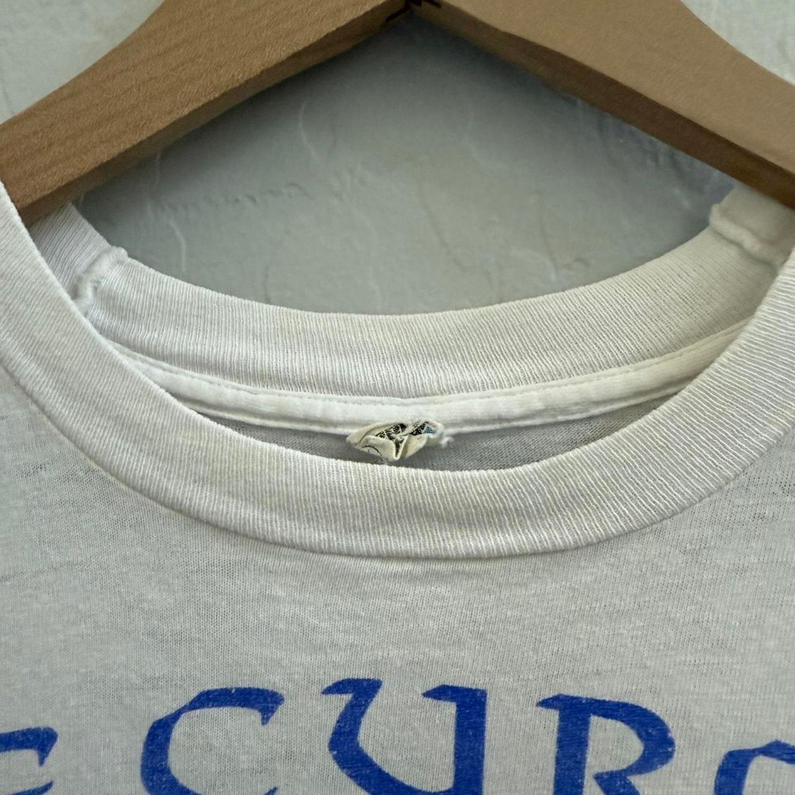 Other Vintage 1989 the cure lovesong grail t-shirt Size US XXL / EU 58 / 5 - 7 Thumbnail