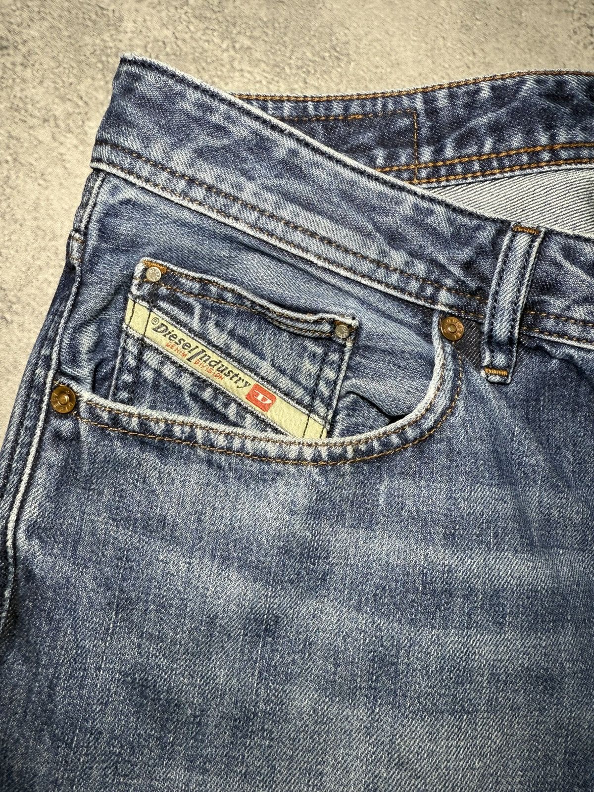 Diesel Vintage Diesel Jeans Faded Size US 36 / EU 52 - 5 Thumbnail