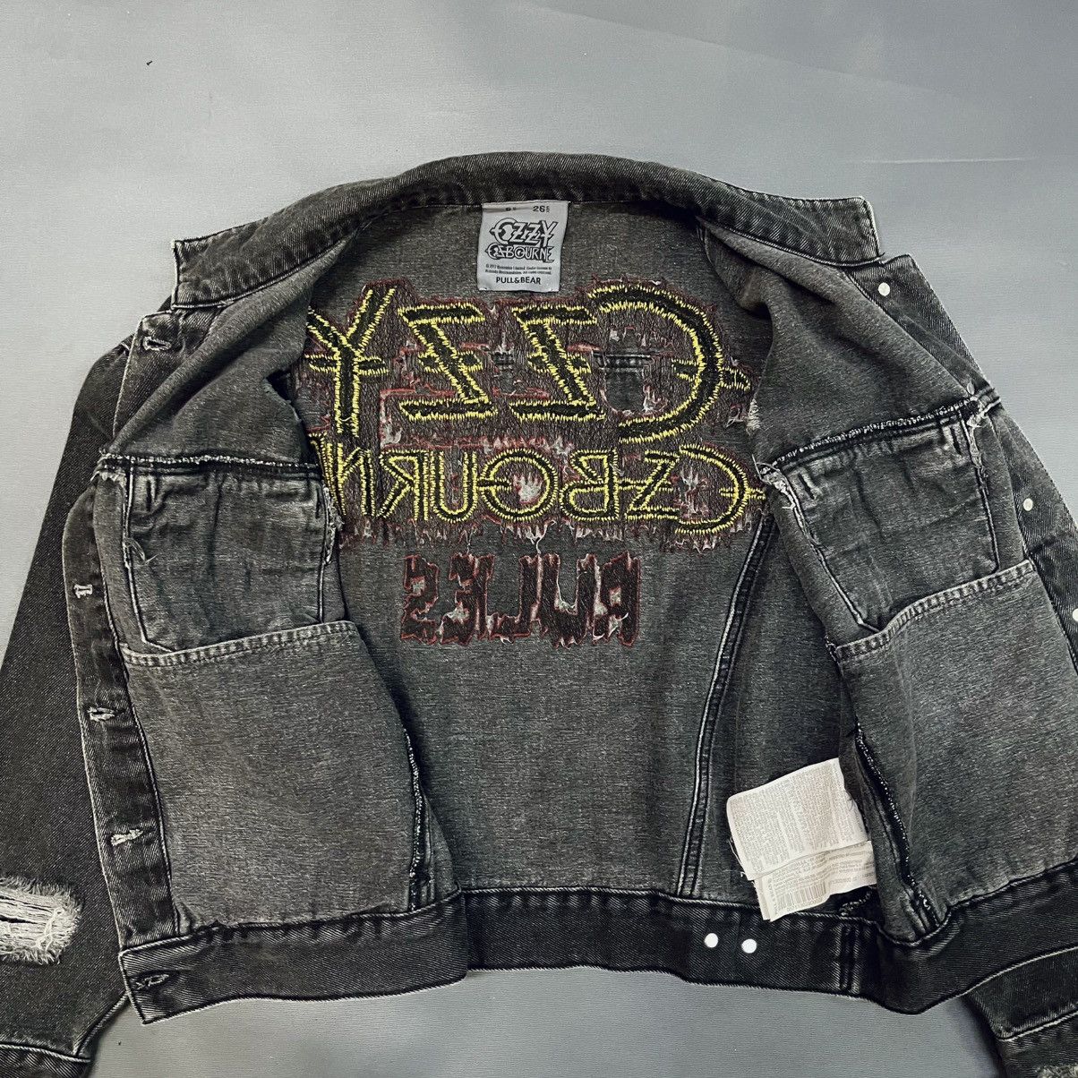 Designer × Pelle Pelle OZZY OSBOURNE x PULL & BEAR DISTRESSED DENIM JACKET Size US XL / EU 56 / 4 - 7 Thumbnail