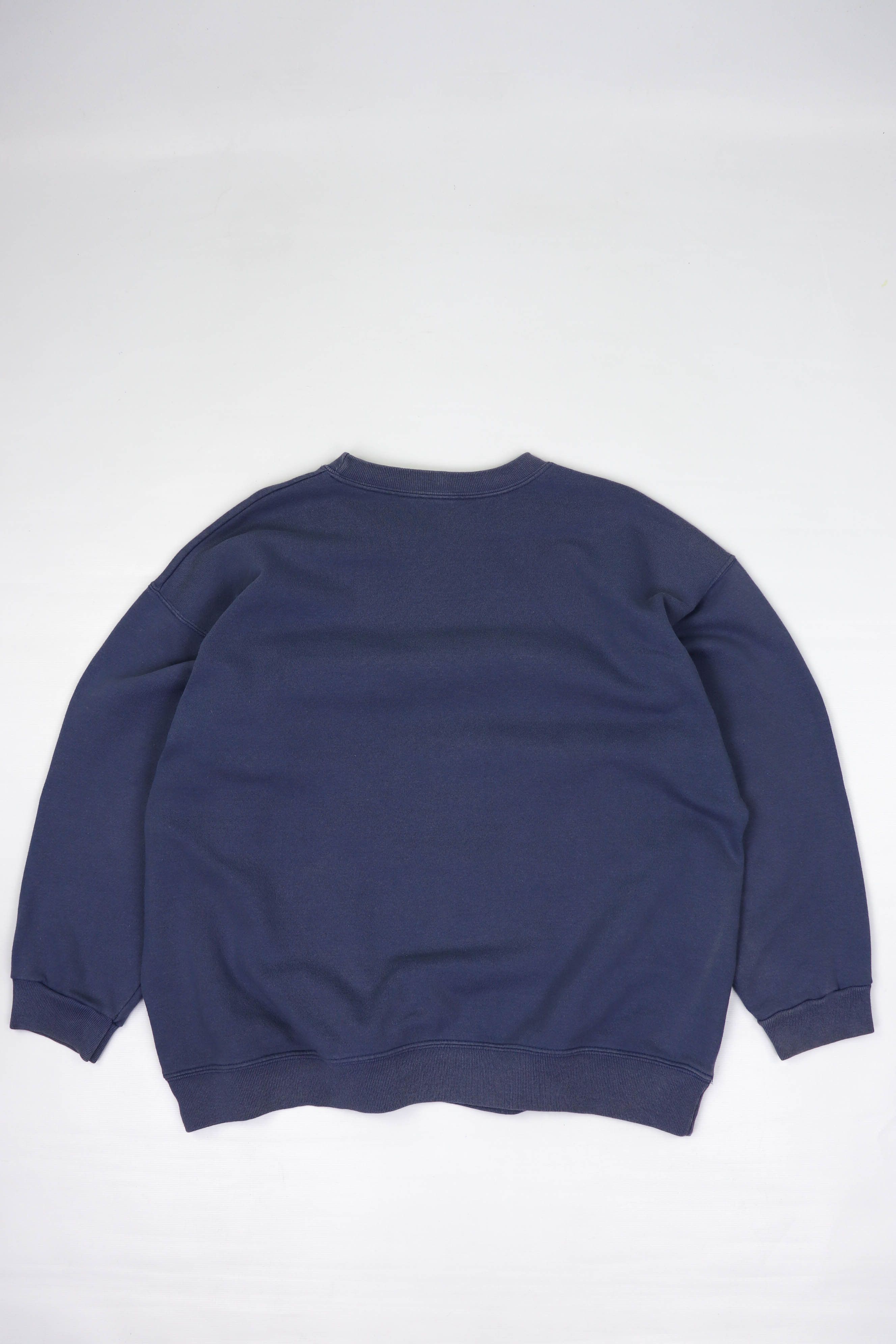 Vintage Vintage 90s Wolfs Graphics Sun Faded Crewneck Sweatshirt Size L / US 10 / IT 46 - 2 Thumbnail